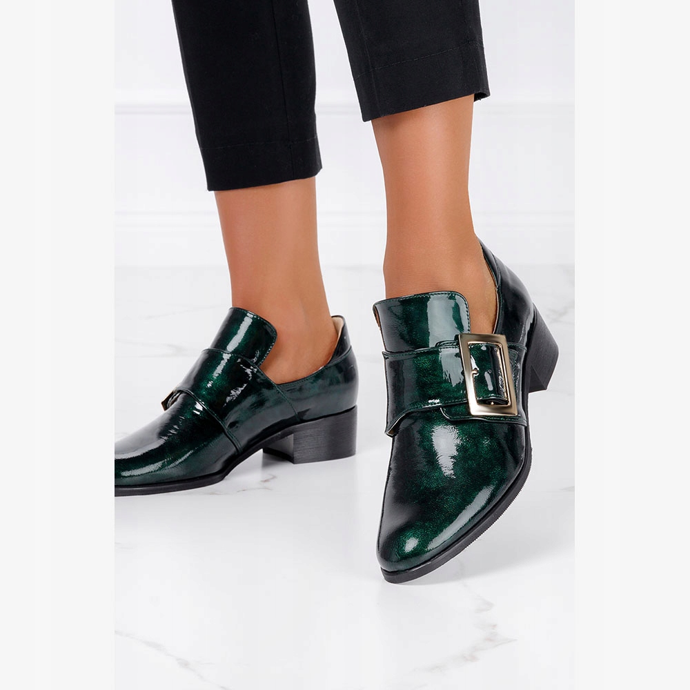 PÓŁBUTY WIOSENNE POLSKA SKÓRA LAKIEROWANE Z KLAMRĄ Płeć kobieta