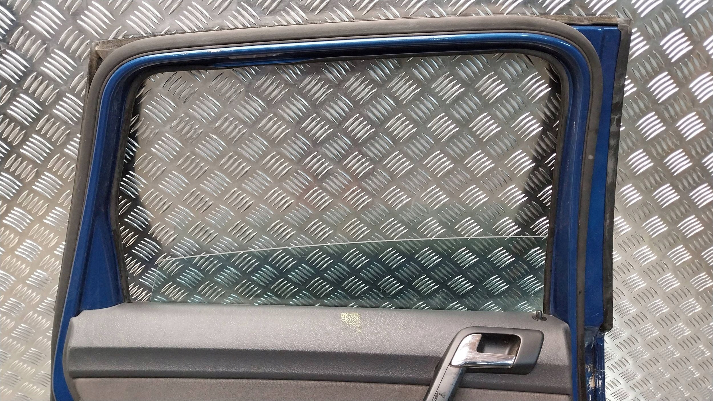 door rear part left VW POLO 6Q 01
