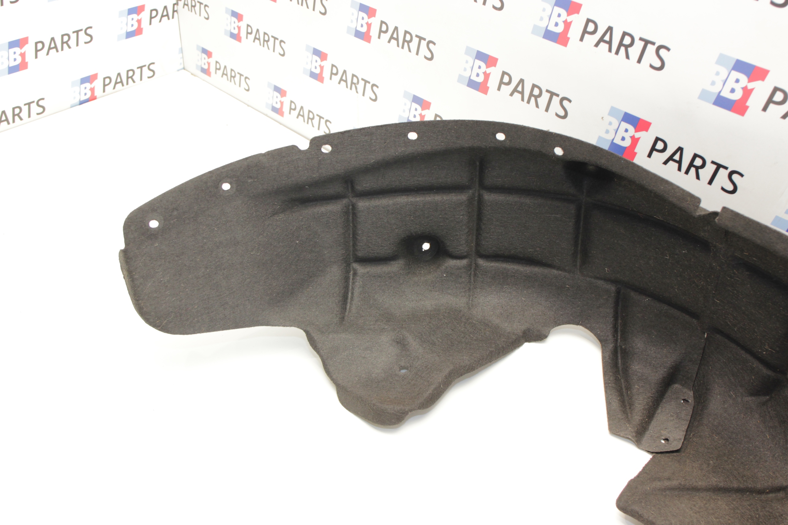 BMW F48 X1 mudguard right rear part rear. 7346042