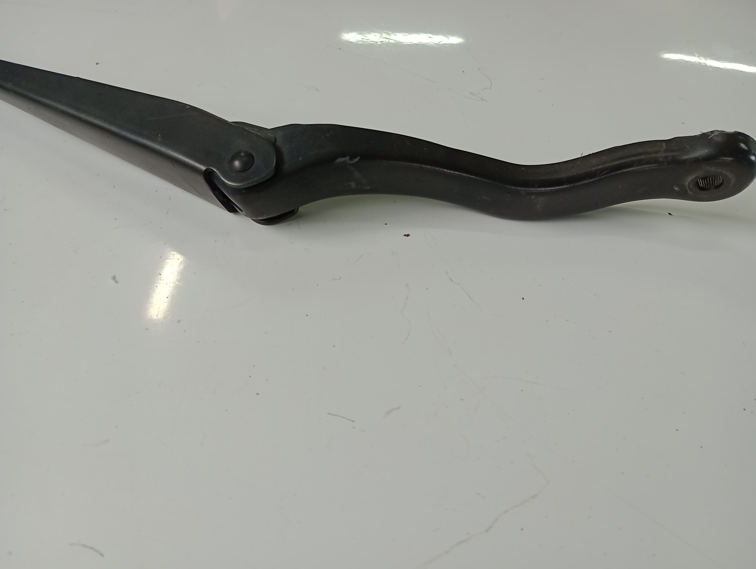 OPEL CORSA E ramię wycieraczki lewe przednie lewy przód kierowcy Producent części General Motors