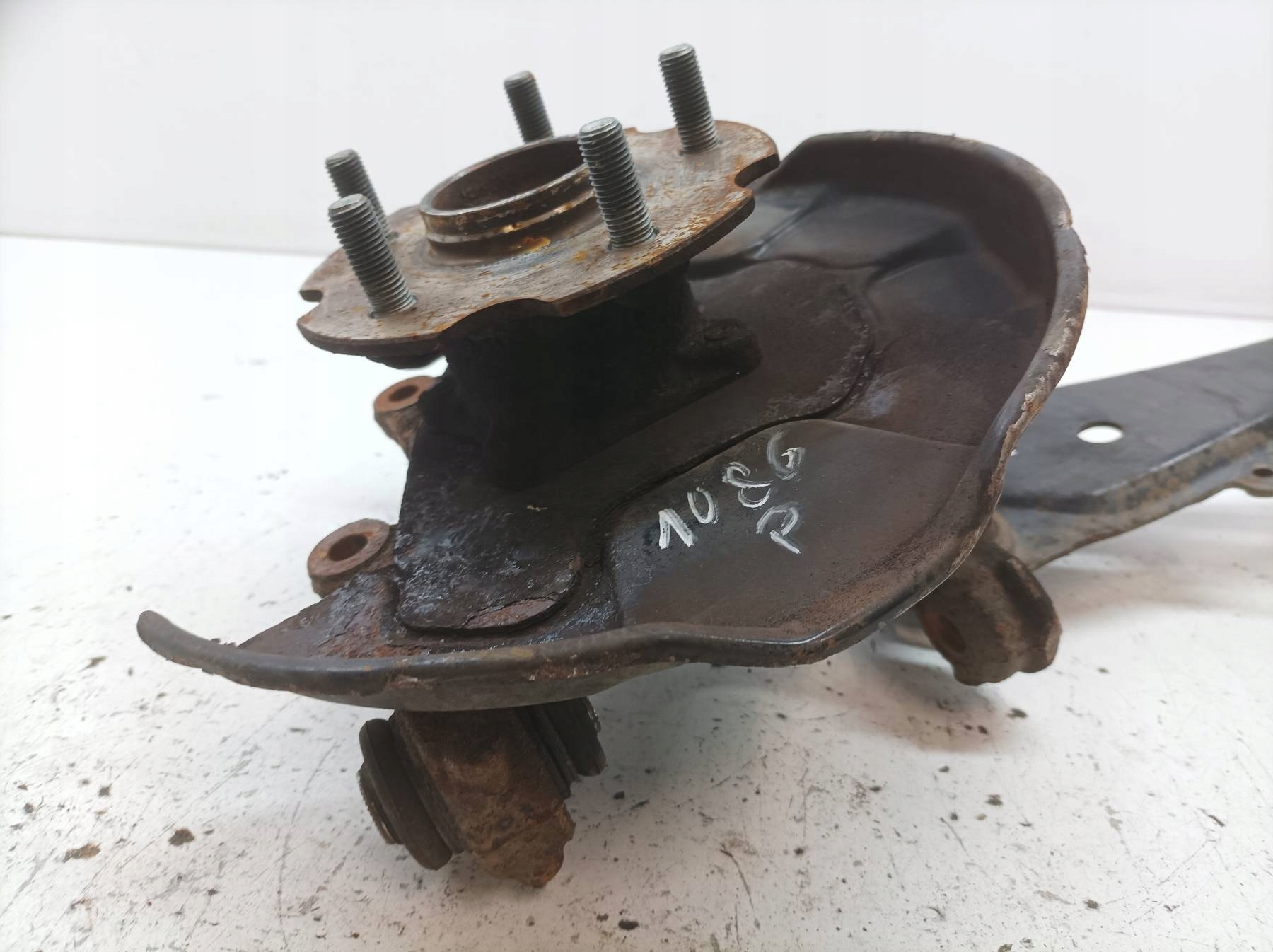 Mozzo FUSELLO Destra posteriore 300H HYBRID Lexus NX e (2014- 2021 )