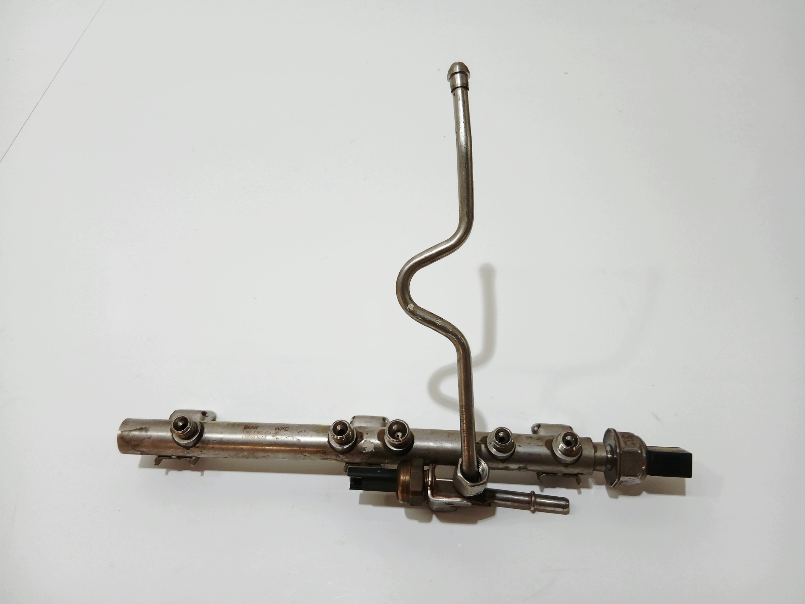 Rampe injection BMW E60 7537319
