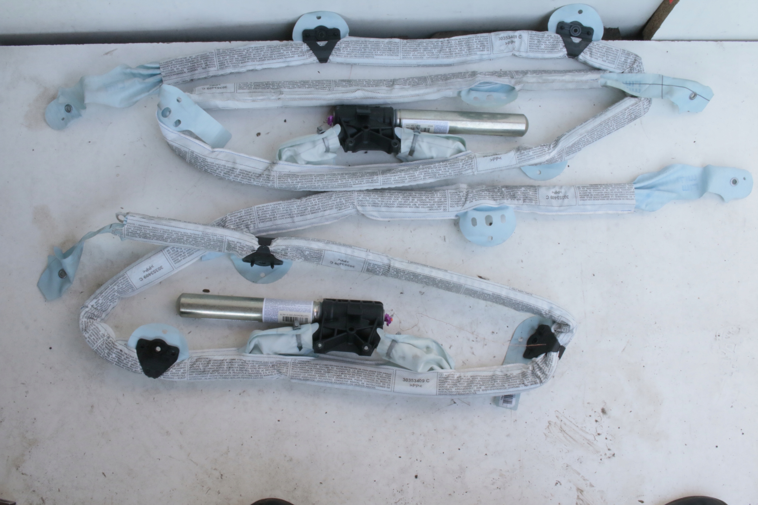 боковые Audi OE 4F5880742C 4F5880741C