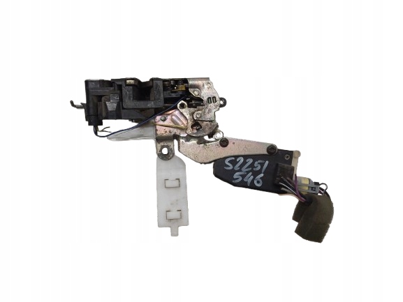 OPEL SINTRA 96- ZAMEK DRZWI PRAWY PRZÓD 90493702