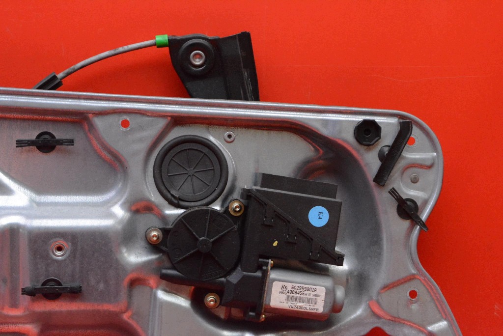 window regulator left front EU 6Q0837751 VW POLO 4 IV 9N 5D HB 01-05