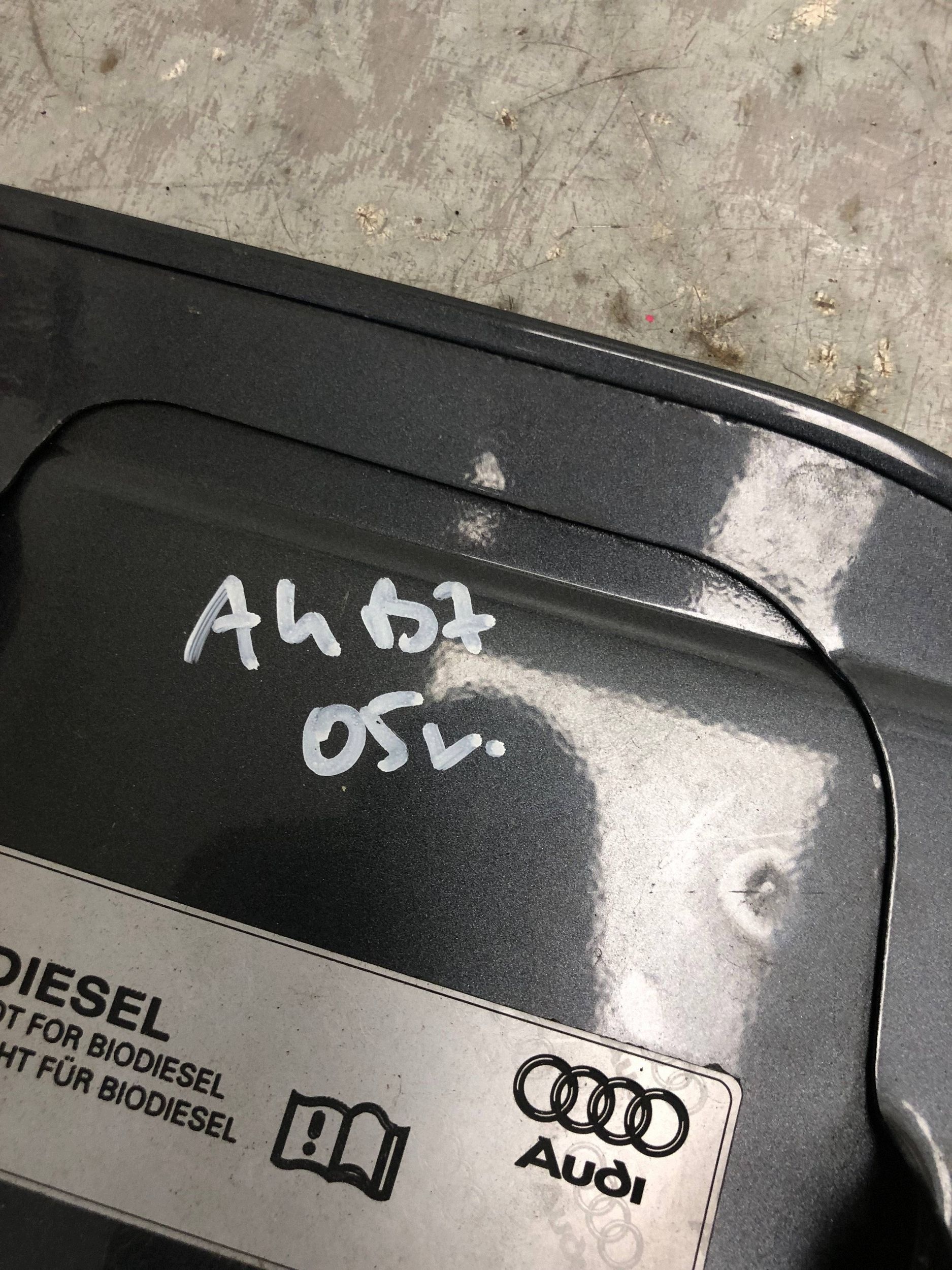 Tankklappe AUDI A4 B7 8E0809905E