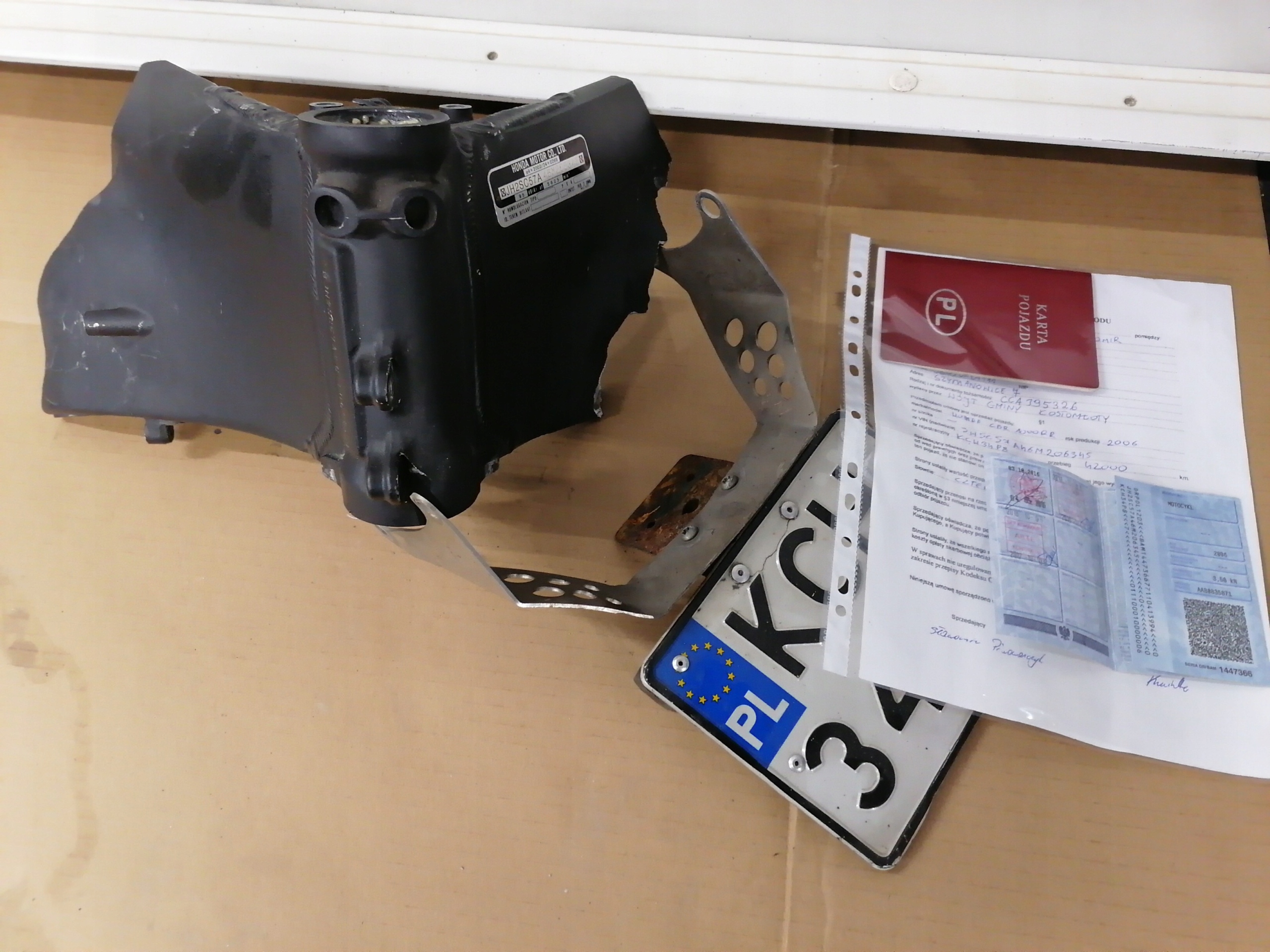 Honda CBR 1000 SC 57 B рамка документи RU політика