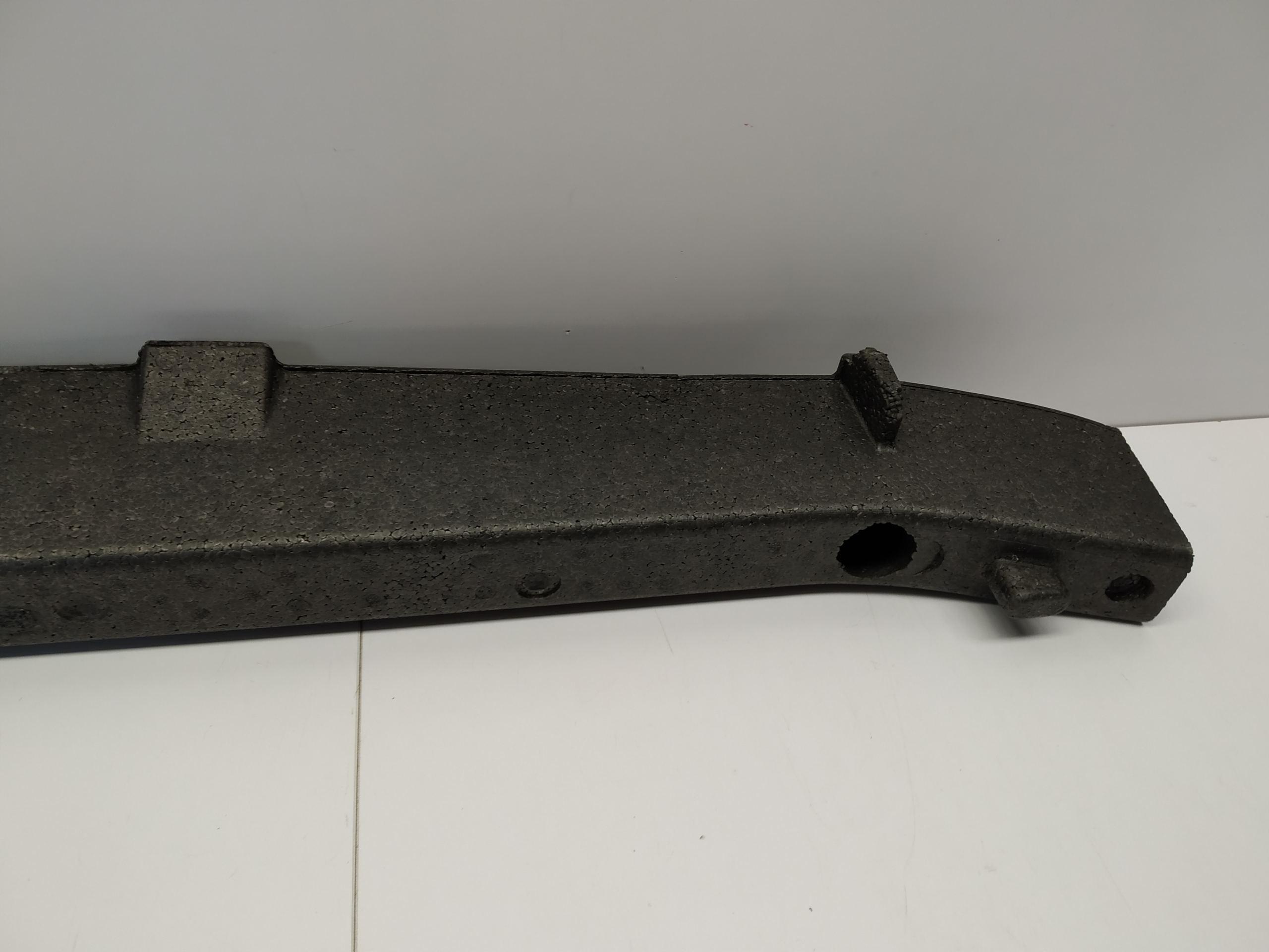 GOLF VII 7 ABSORBER ASSORBITORE PARAURTI ANTERIORE RINFORZO PARAURTI