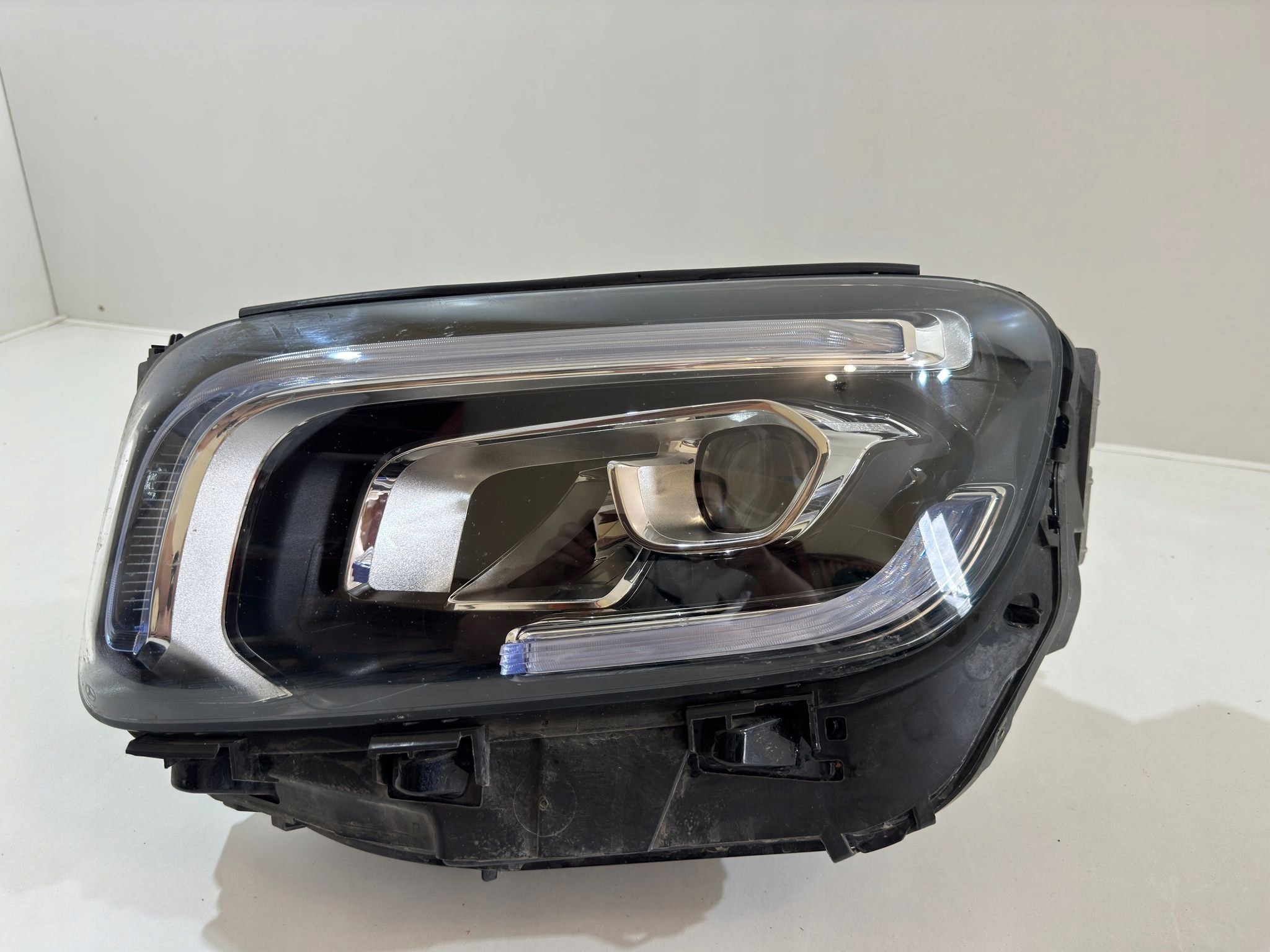 MERCEDES W247 GLB LAMPA LEWA LED HIGH PERFORMANCE PRZETWORNICE