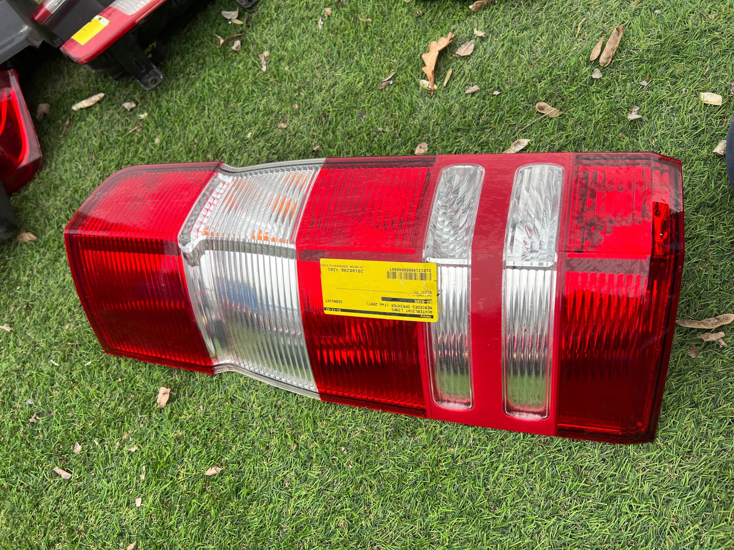MERCEDES SPRINTER light rear left A9068202100 A9068200164 complete ORYGIN