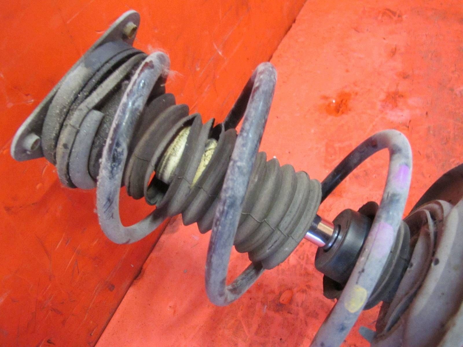 RENAULT CAPTUR and 1 1.5 DCI K9K628 swing shock absorber left front front