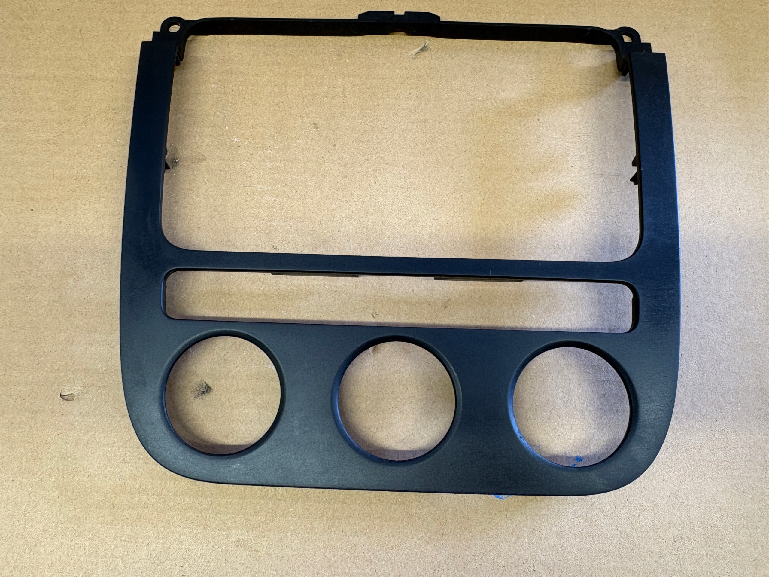 VW GOLF V frame central cover DEKOR RADIA 1K0858069J