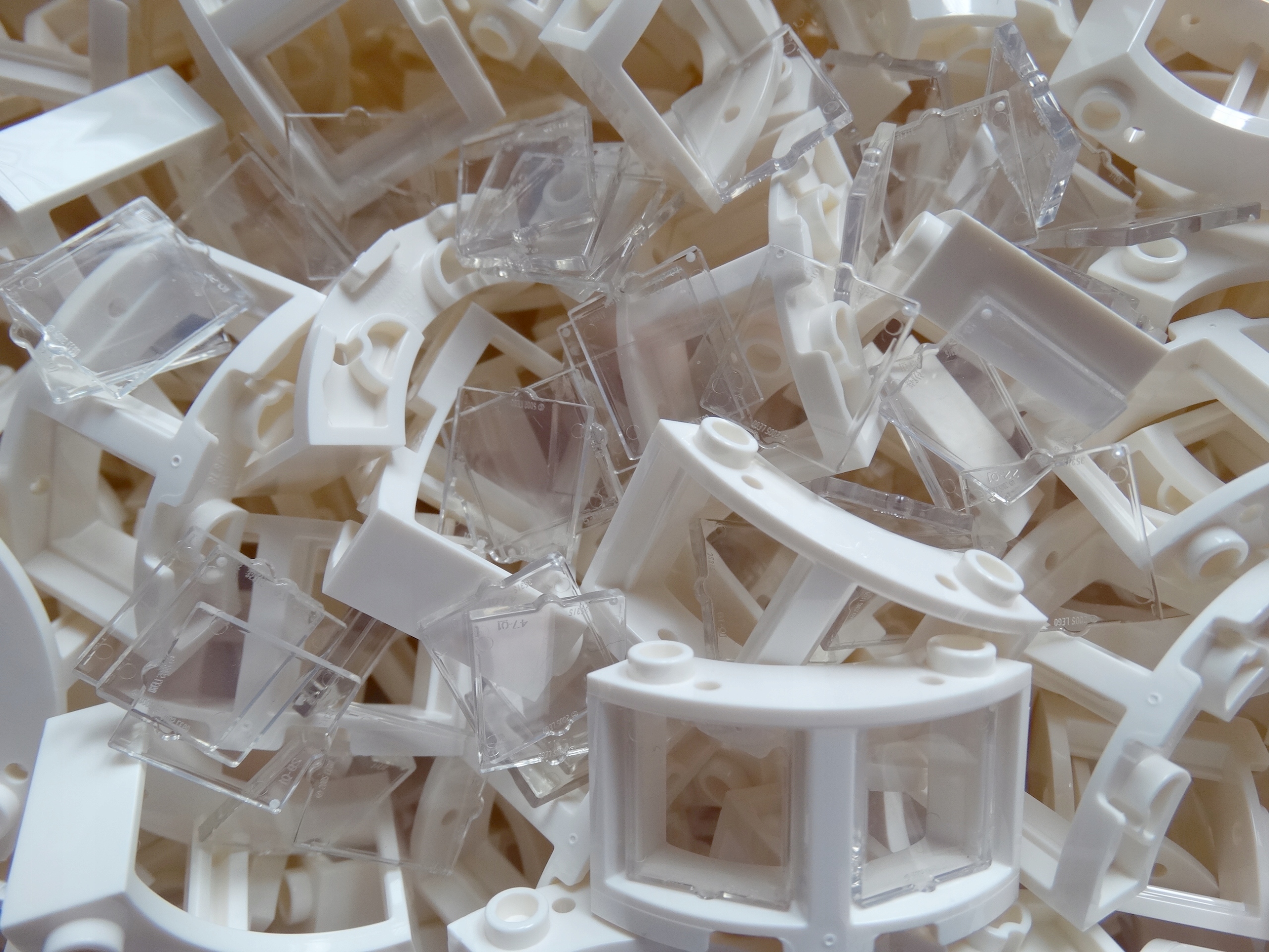 

Lego 73878 60601 Okno 3x3x2 White 4 szt Nowe