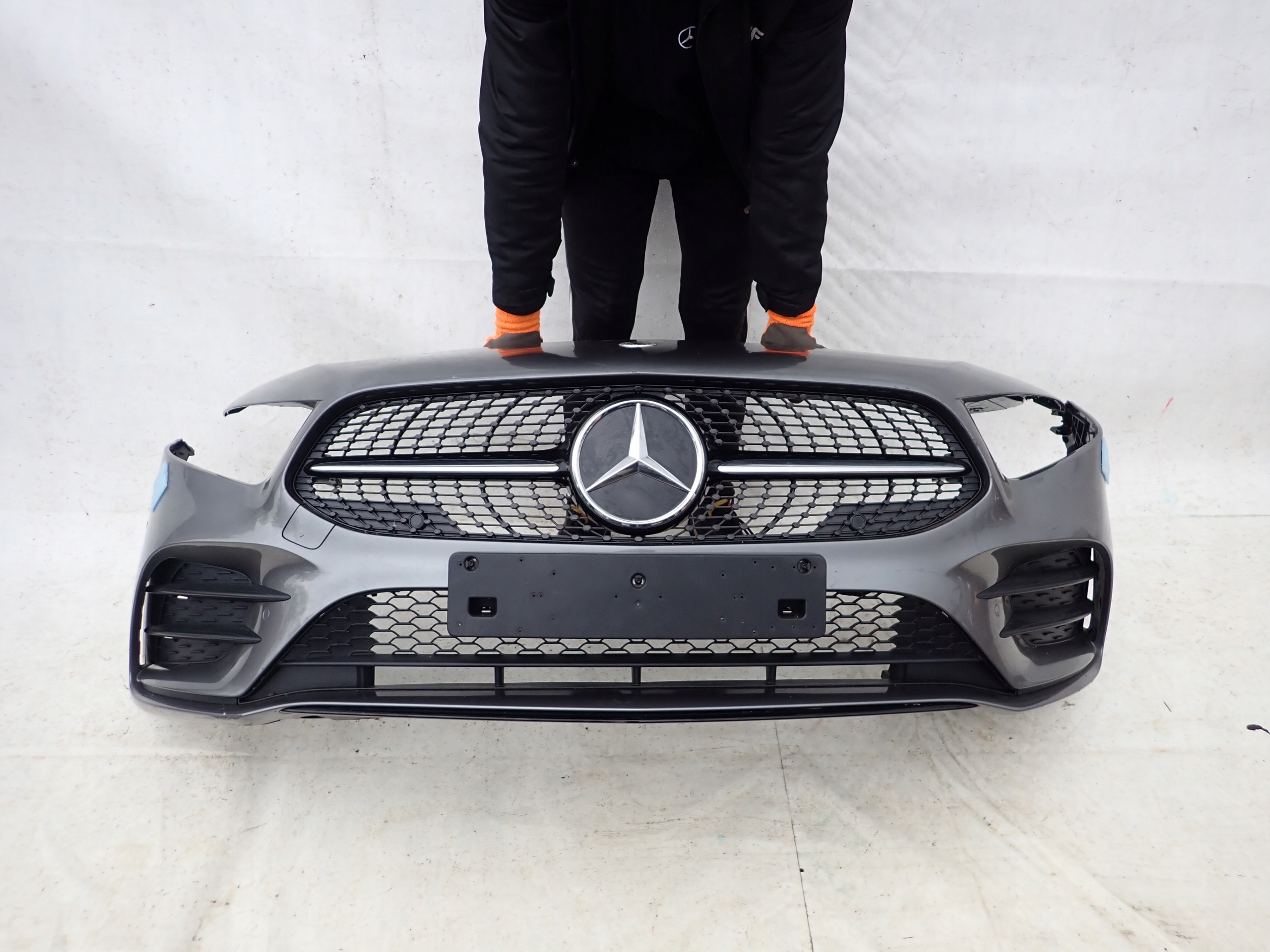 MERCEDES A-KLASA W177 AMG 18- nárazník předek PDC
