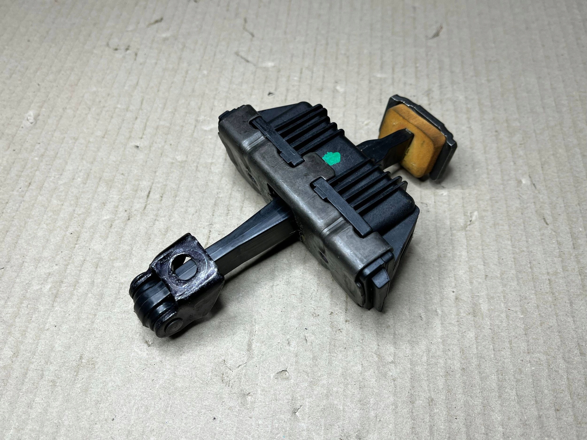 limiter door przednich BMW X1 E84 51212990613 ORG!!