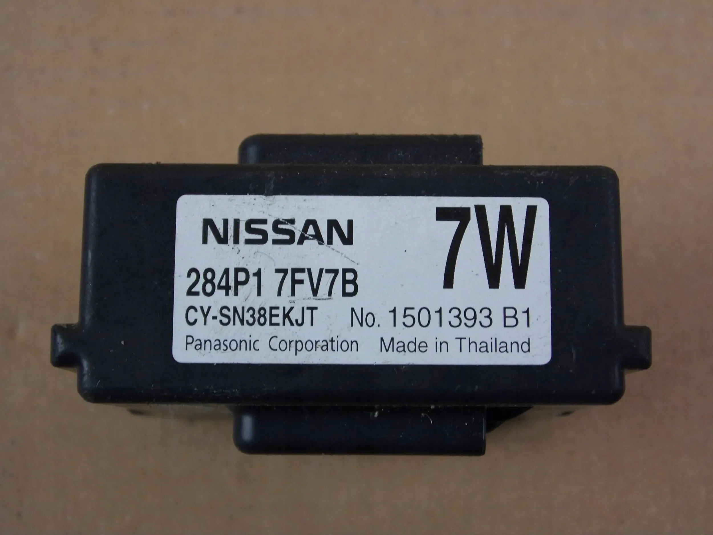 Nissan X-Trail T32 module sensor control unit 284P1 7FV7B