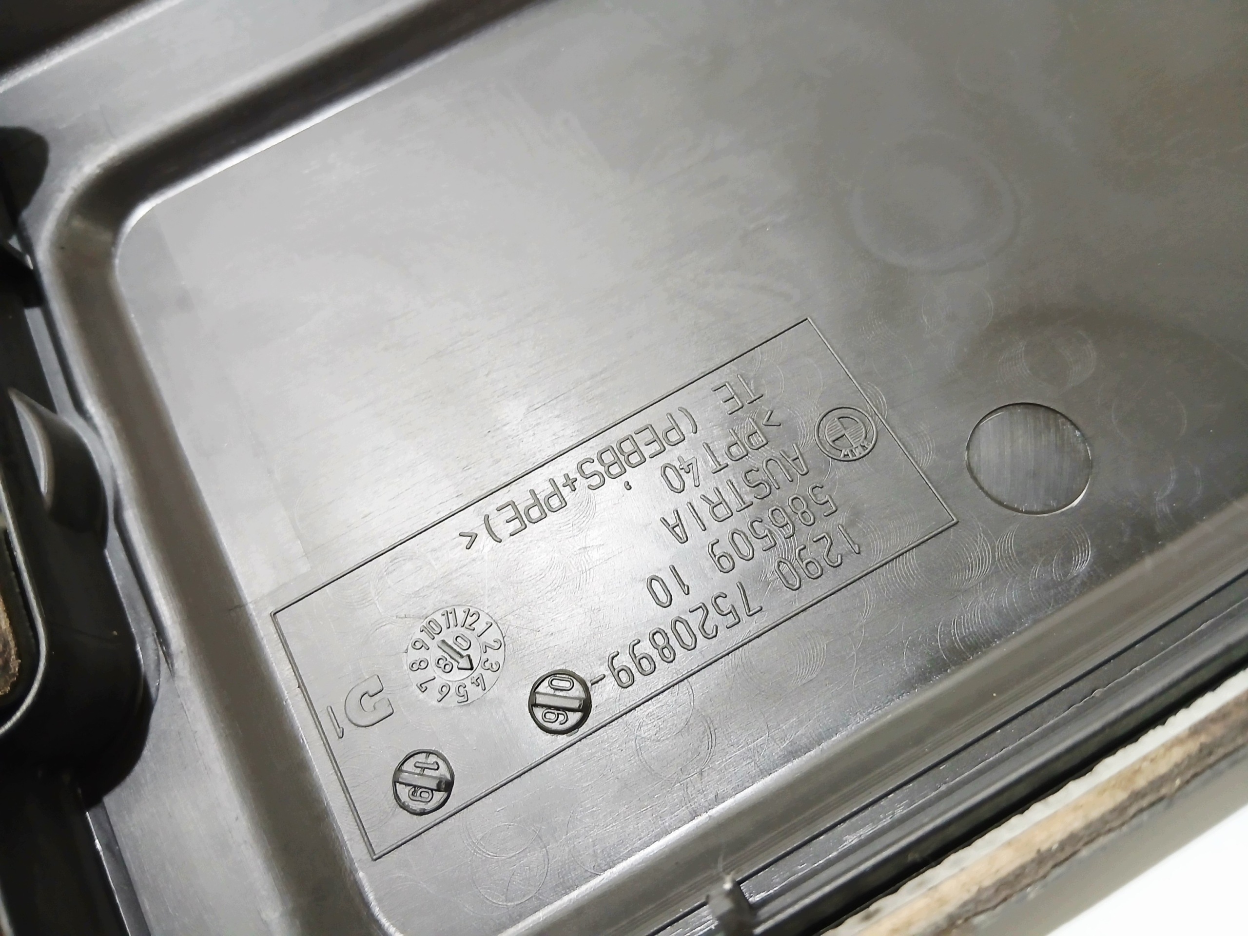 cover fuse box BMW E60 E61 OE 7520899 (0000124) EU