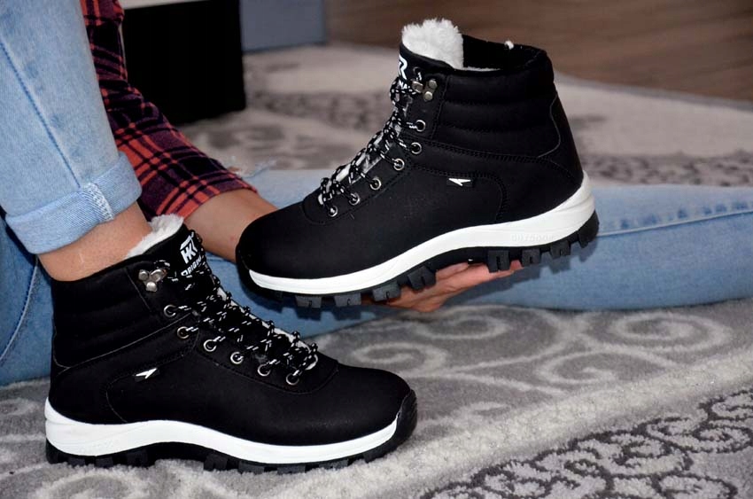 GÓRSKIE ORGINALNE ZIMOWE BUTY TURYSTYCZNE SPORTOWE MŁODZIEŻOWE OCIEPLANE TX Oryginalne opakowanie producenta pudełko