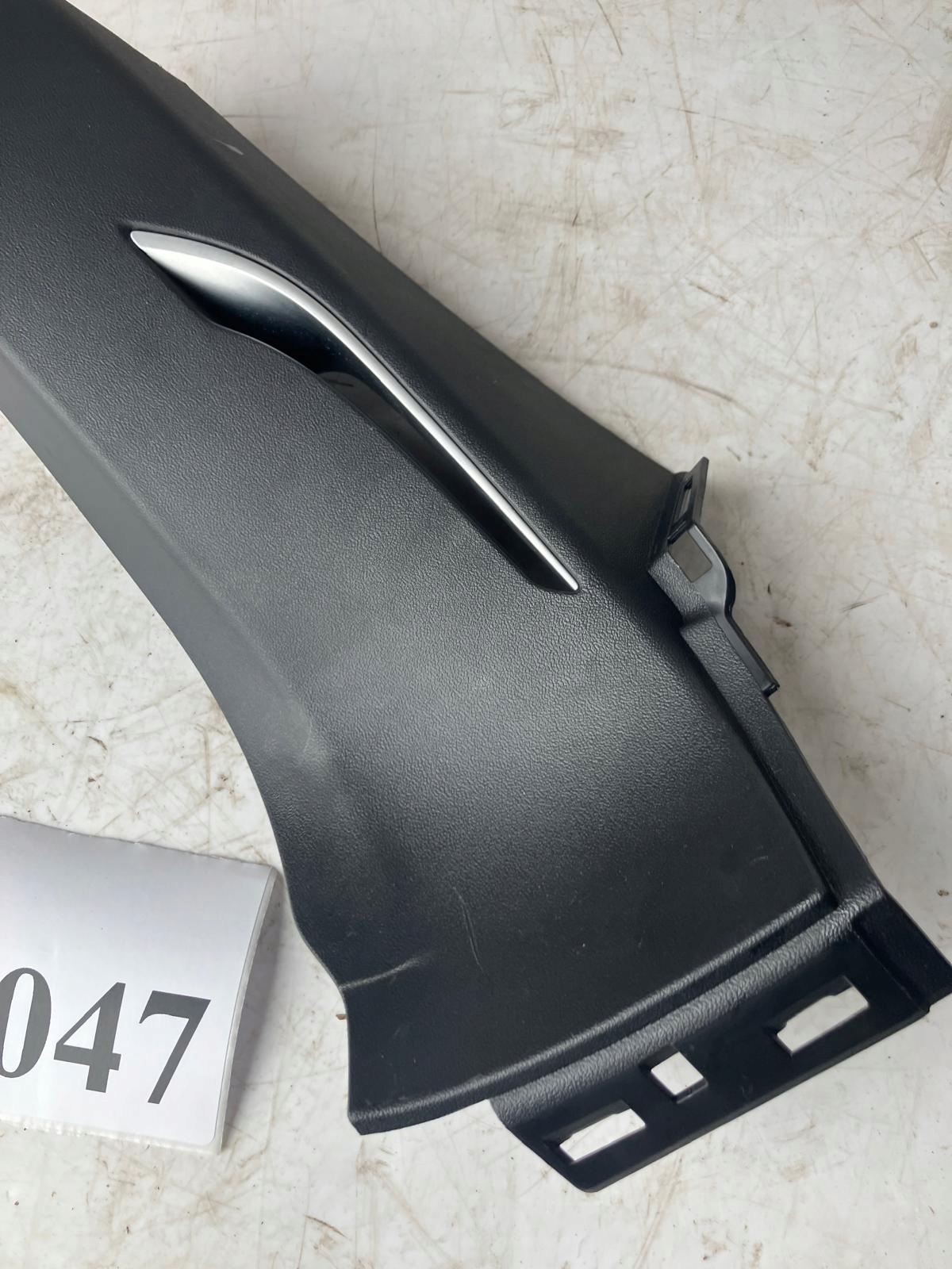 cover SLUPKA supports right rear part TESLA MODEL S 1024732-00