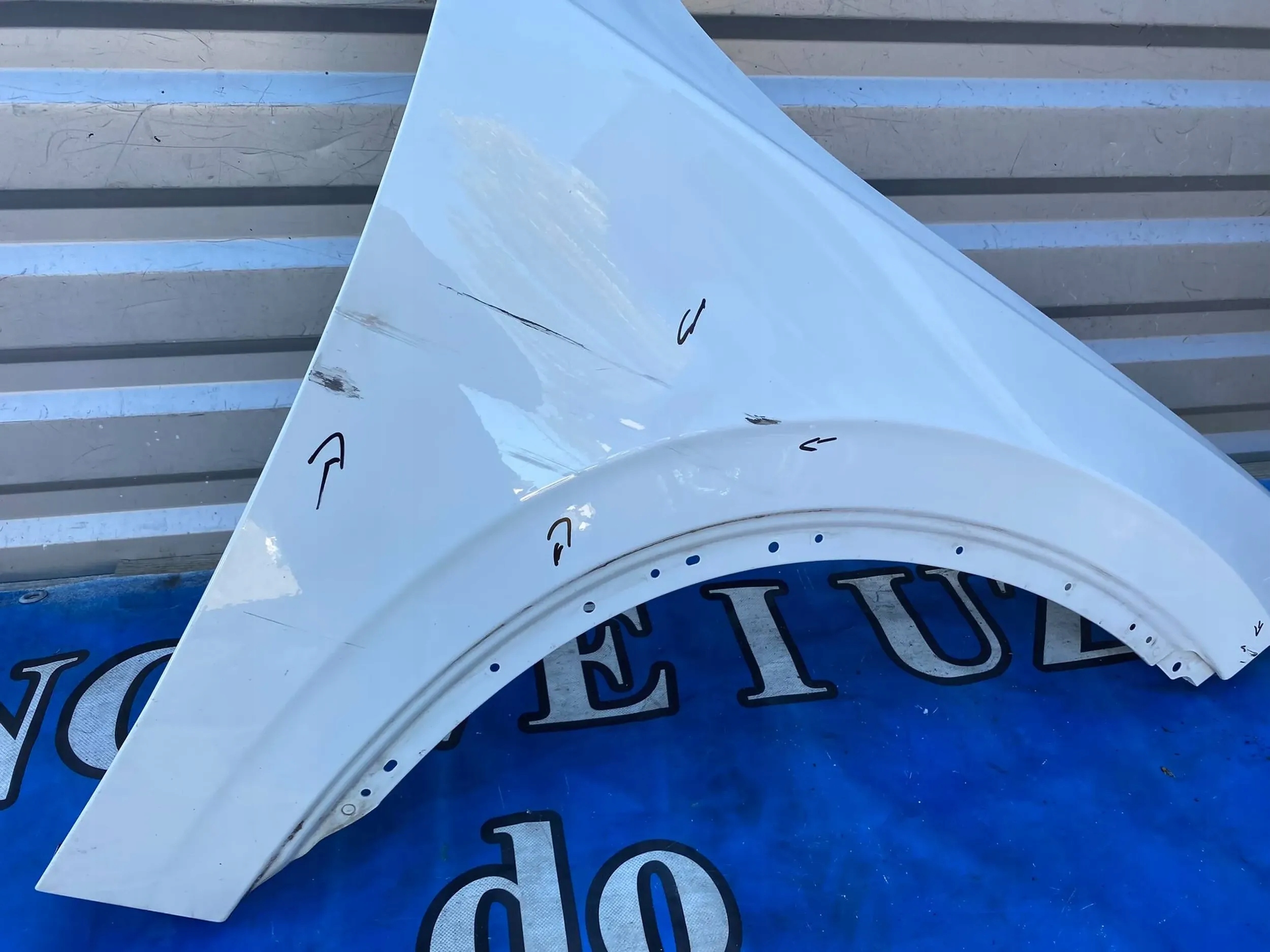 Volvo XC90 II Błotnik Przedni Prawy Typ samochodu Samochody osobowe