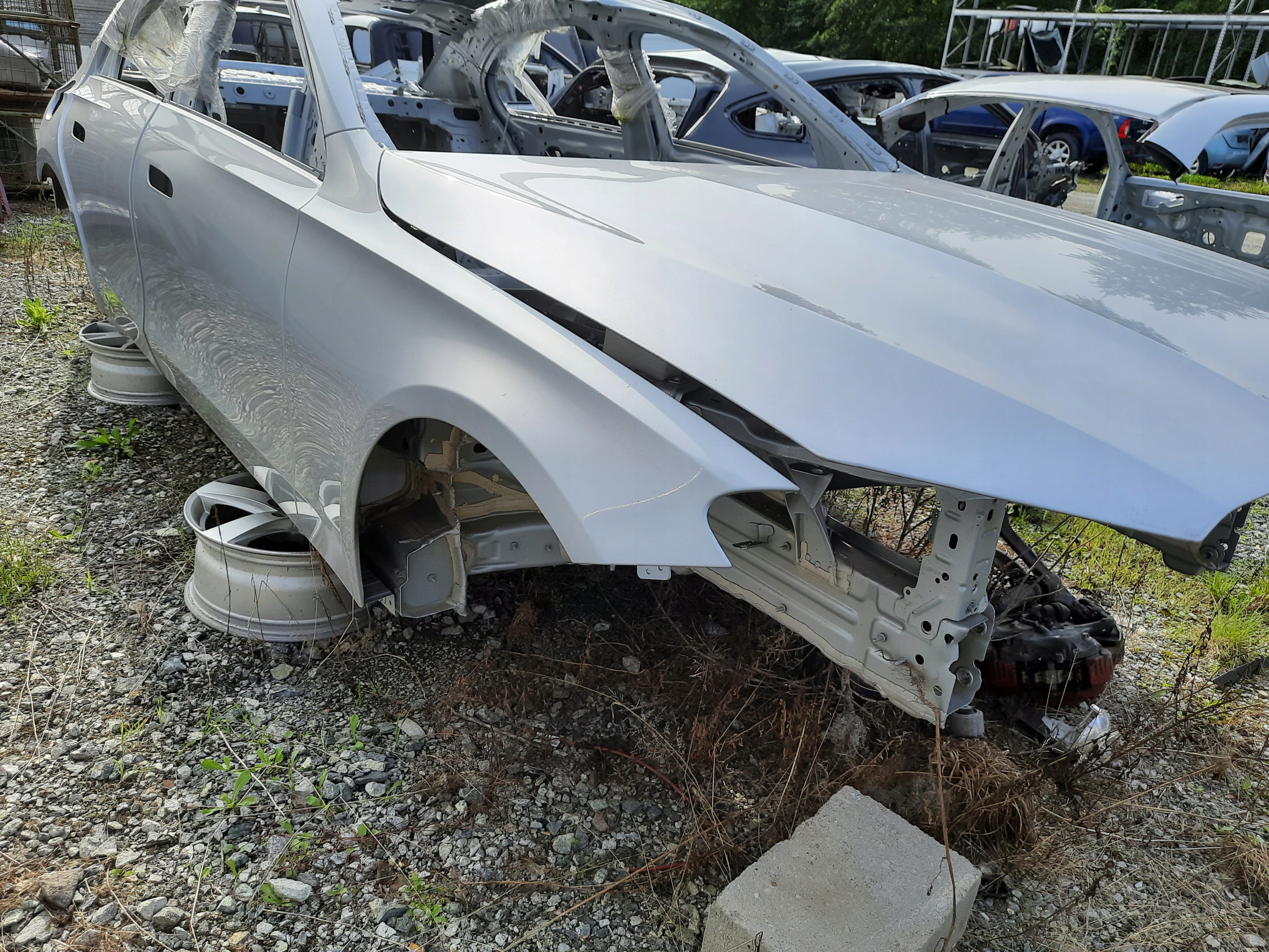 Mercedes-Benz E W214 SEDAN ĆWIARTKA PRZÓD PRAWA LUB LEWA 23r.-