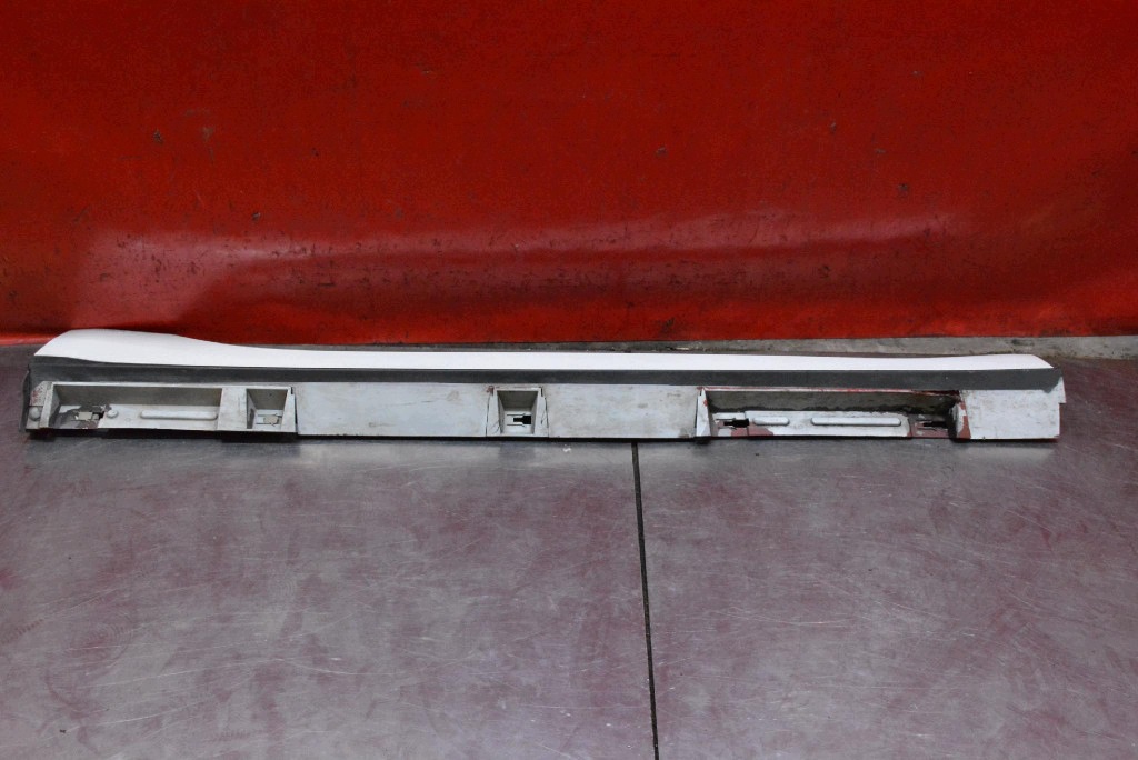 cap threshold right 25D N24351P41 MAZDA MX-5 4 IV ND ROADSTER 15-21