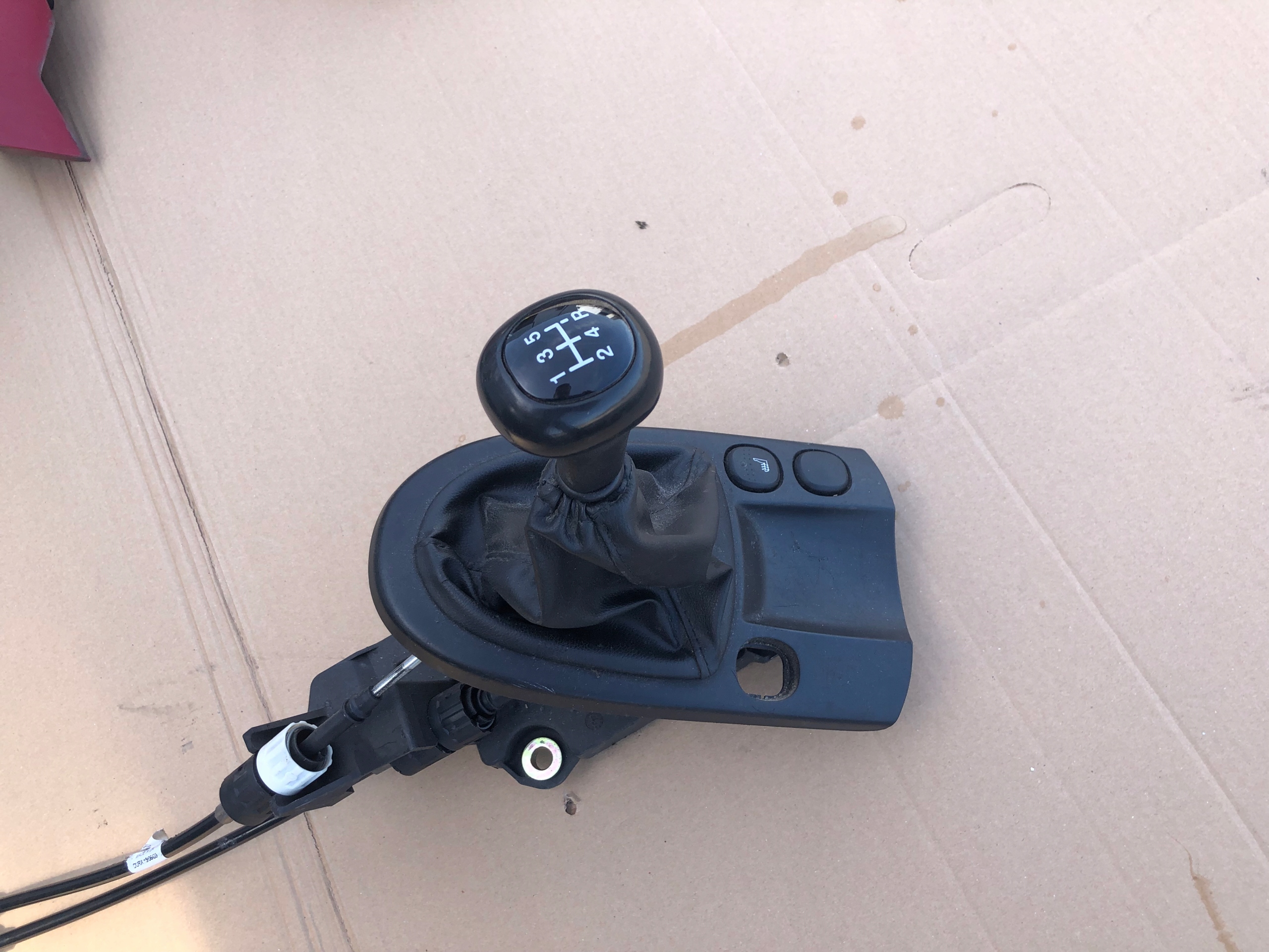 GALKA LEWAREK MIESZEK ZMIANY BIEGOW FORD FOCUS 1 8