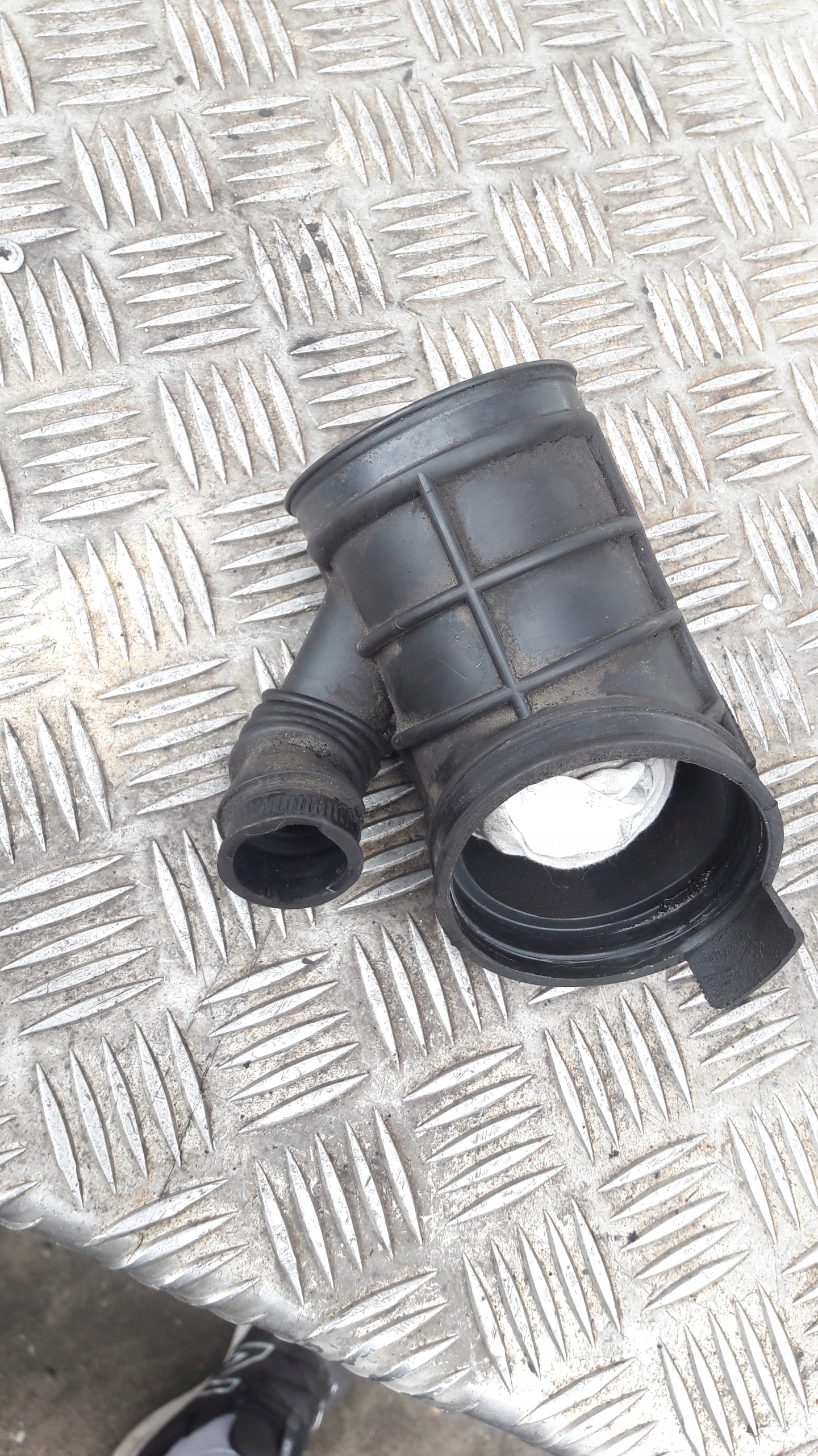 BMW E39 E46 2.0 320 325 hose pipe wiring 1435627