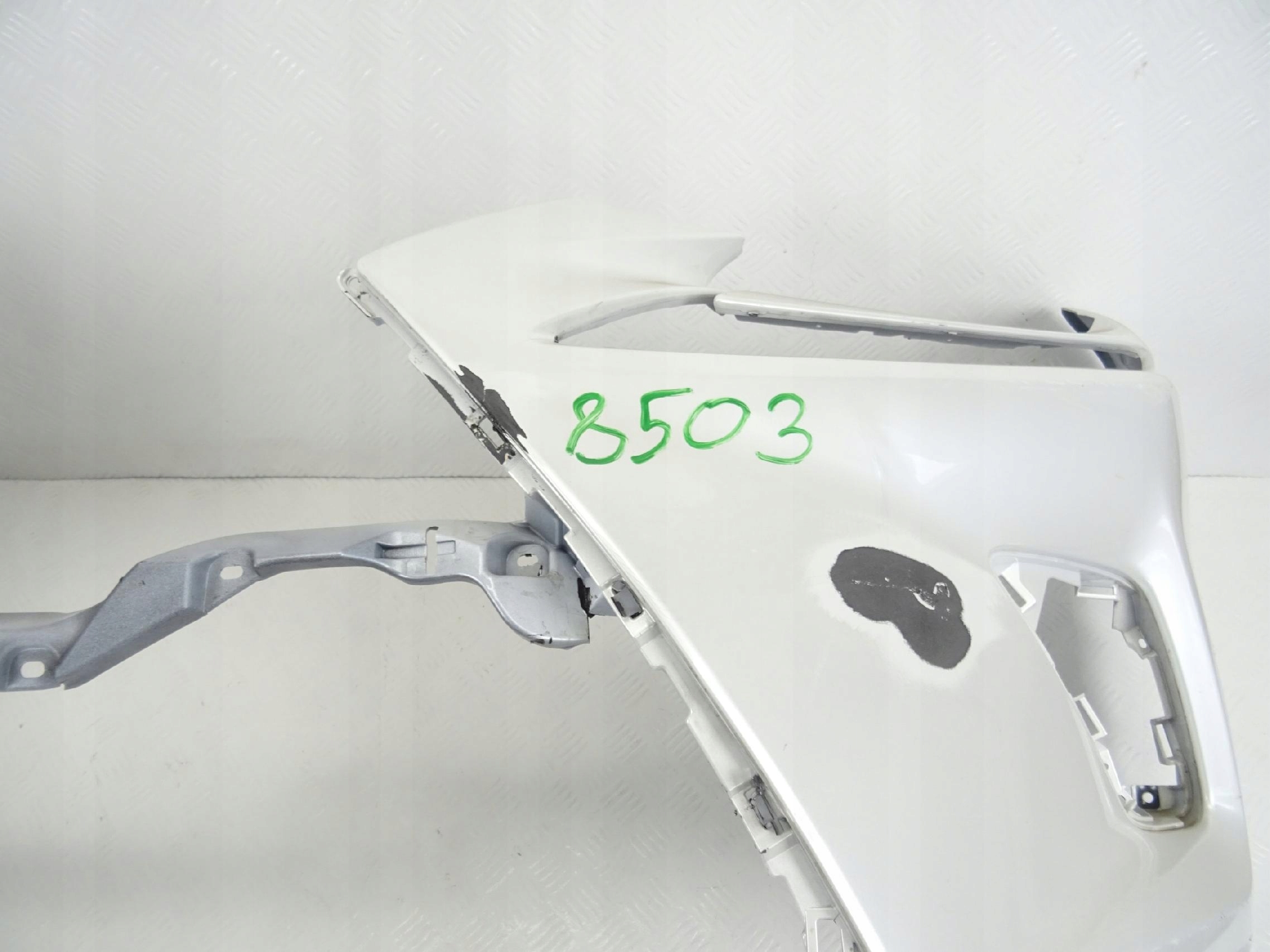 Lexus NX 300H LIFT 17- bumper front front