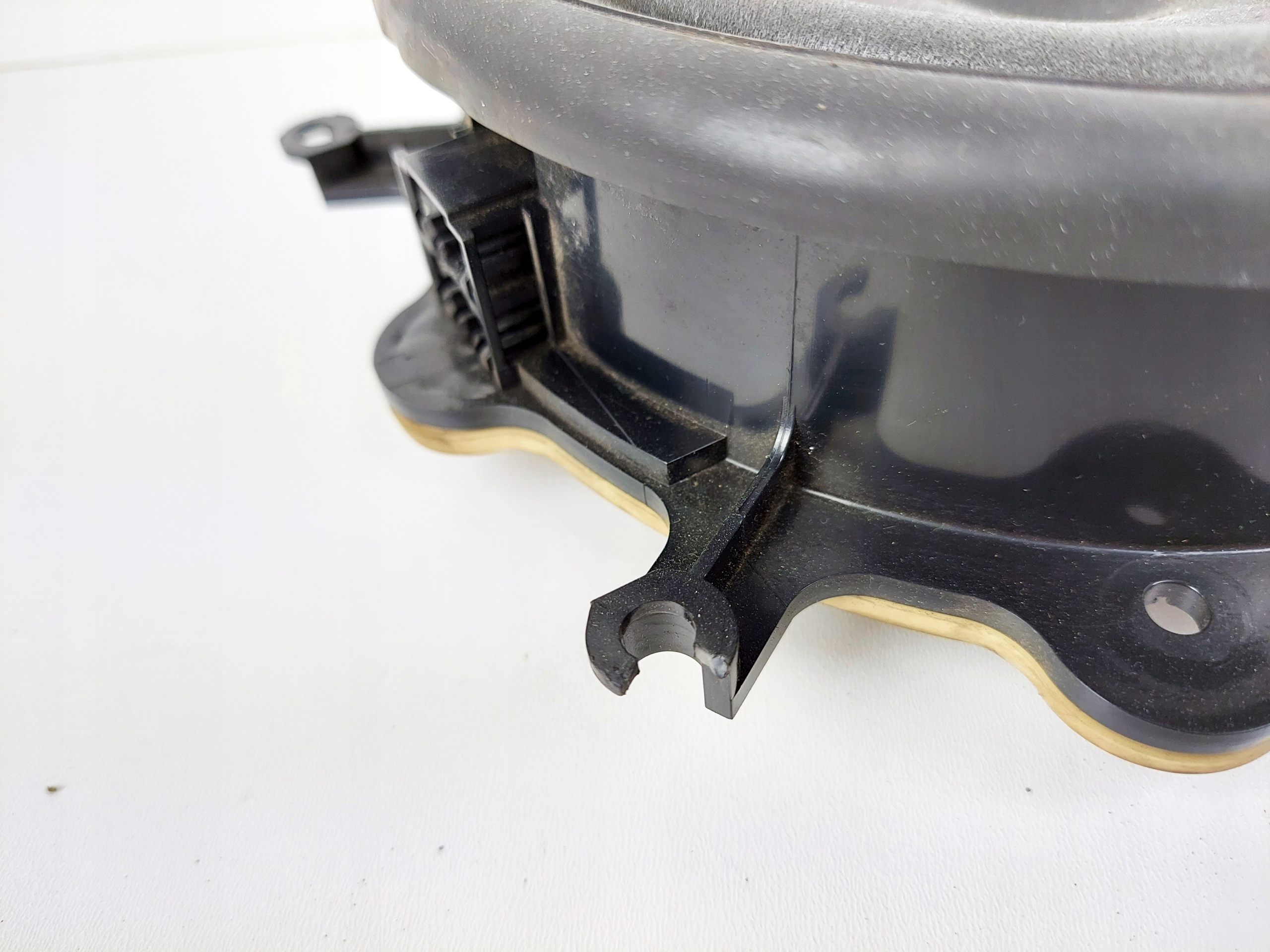 AUDI A4 B6 B7 speaker door 8E0035411