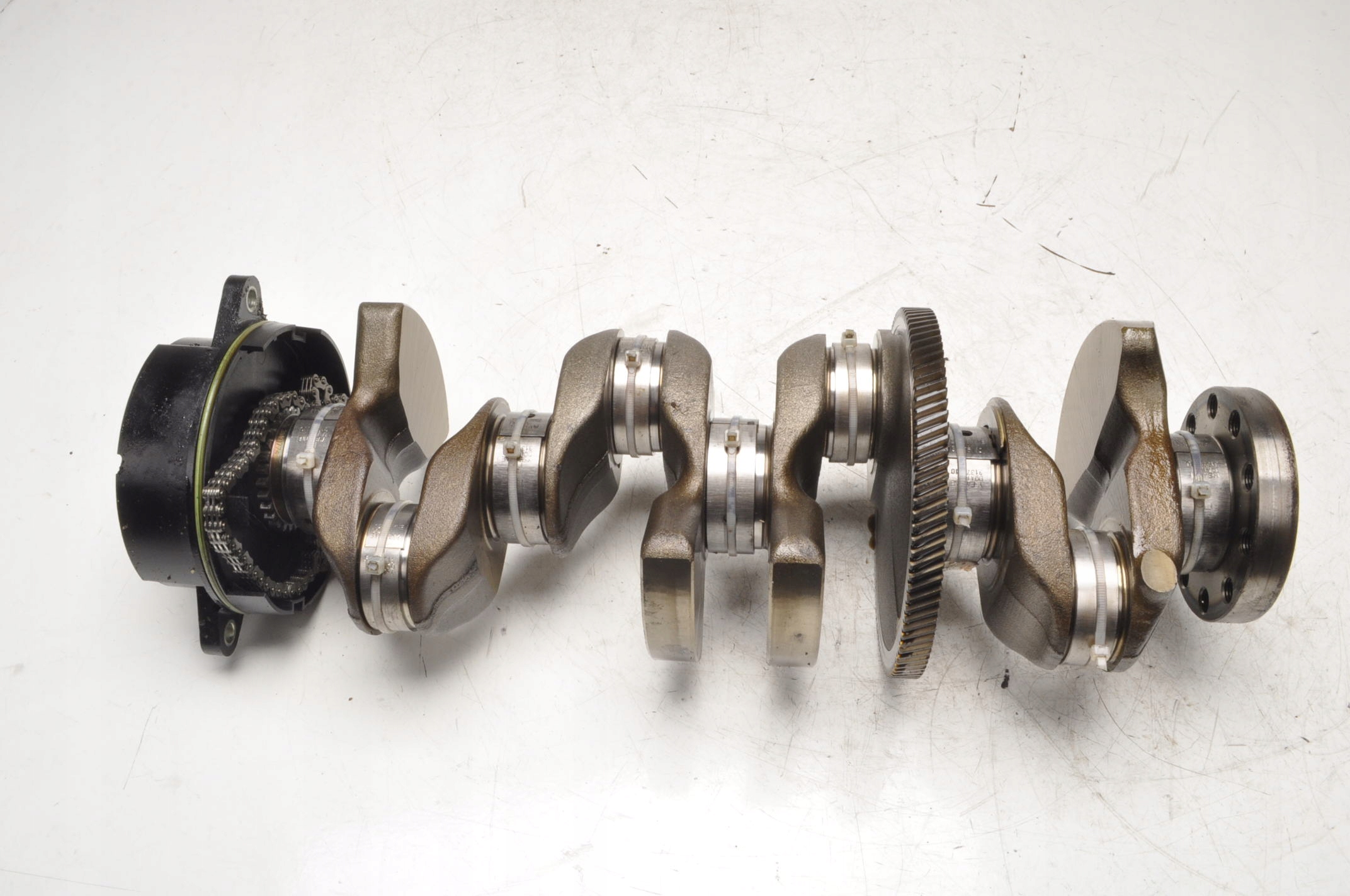 VOLVO V40 II 2.0 T2 B4204T38 WAŁ KORBOWY PANEWKI