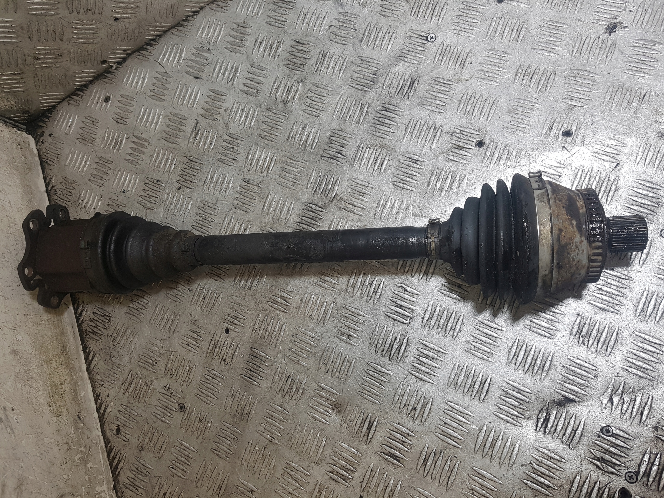 semi-axis semi-axis left front AUDI A4 B6 1.8 T 2000 - 2006