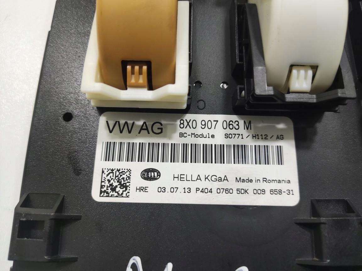 module control unit KOMFORTU AUDI A1 8X 2010-2014 8X0907063M