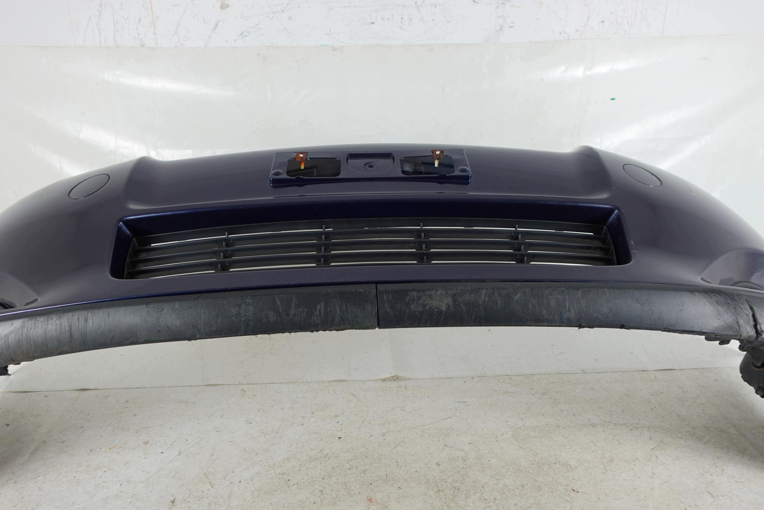 bumper front front TOYOTA AURIS and HB E15 5D 07-10 2007-2010 grille 8S6