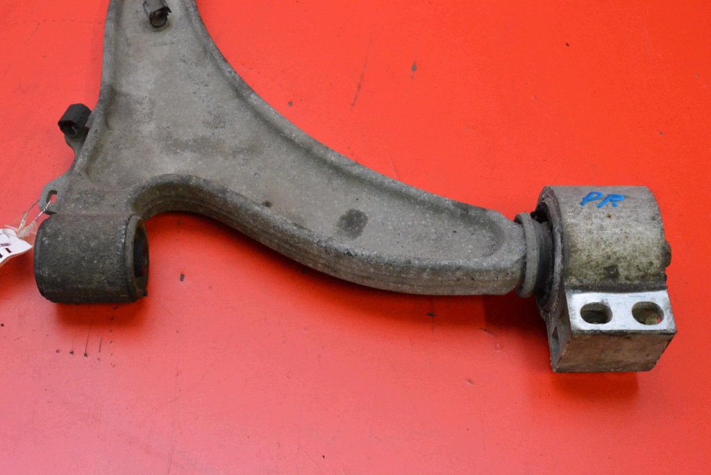 arm right front OPEL INSIGNIA A 2.0 CDTI 130 KM 08-14
