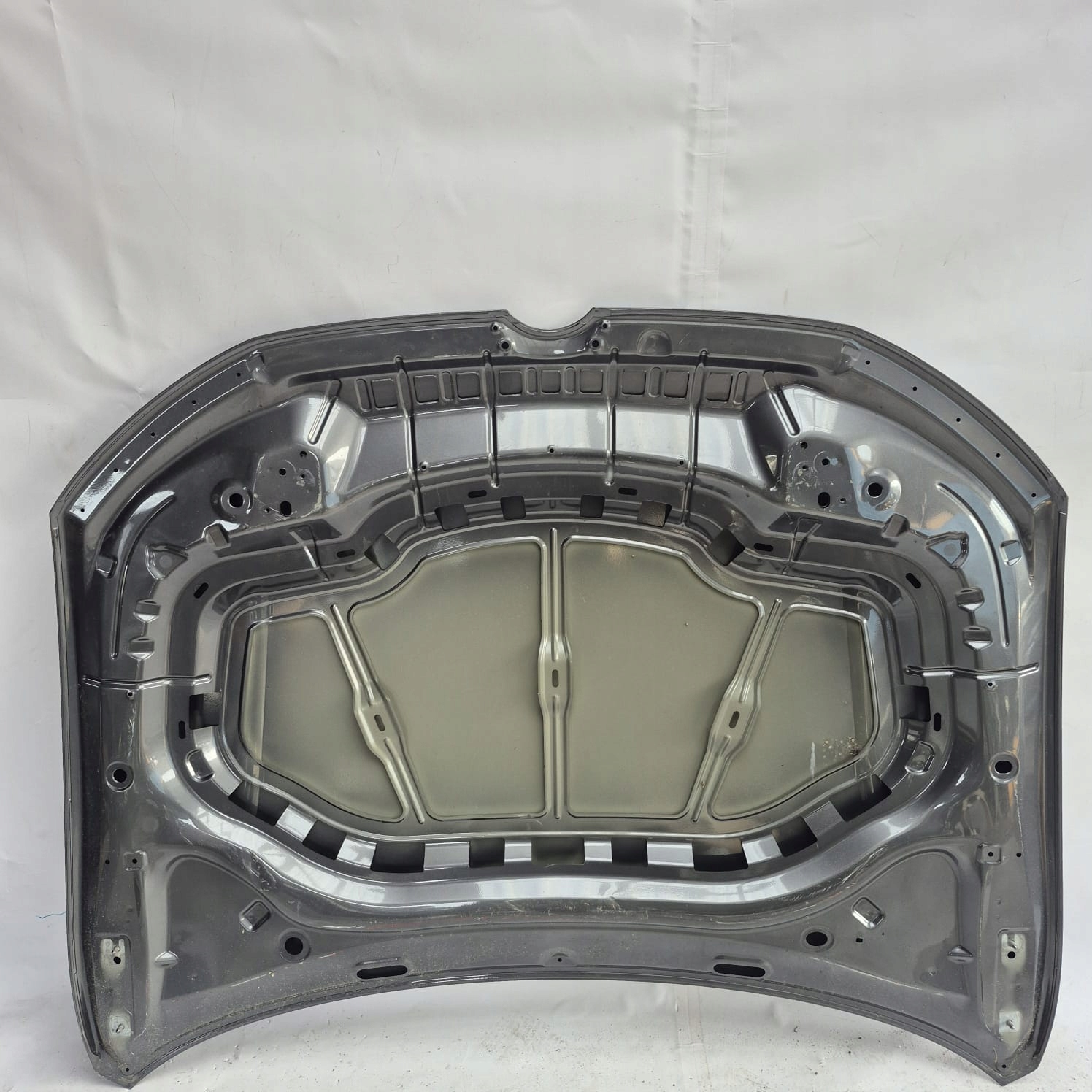 VW PASSAT B9 3J0 23- Capot