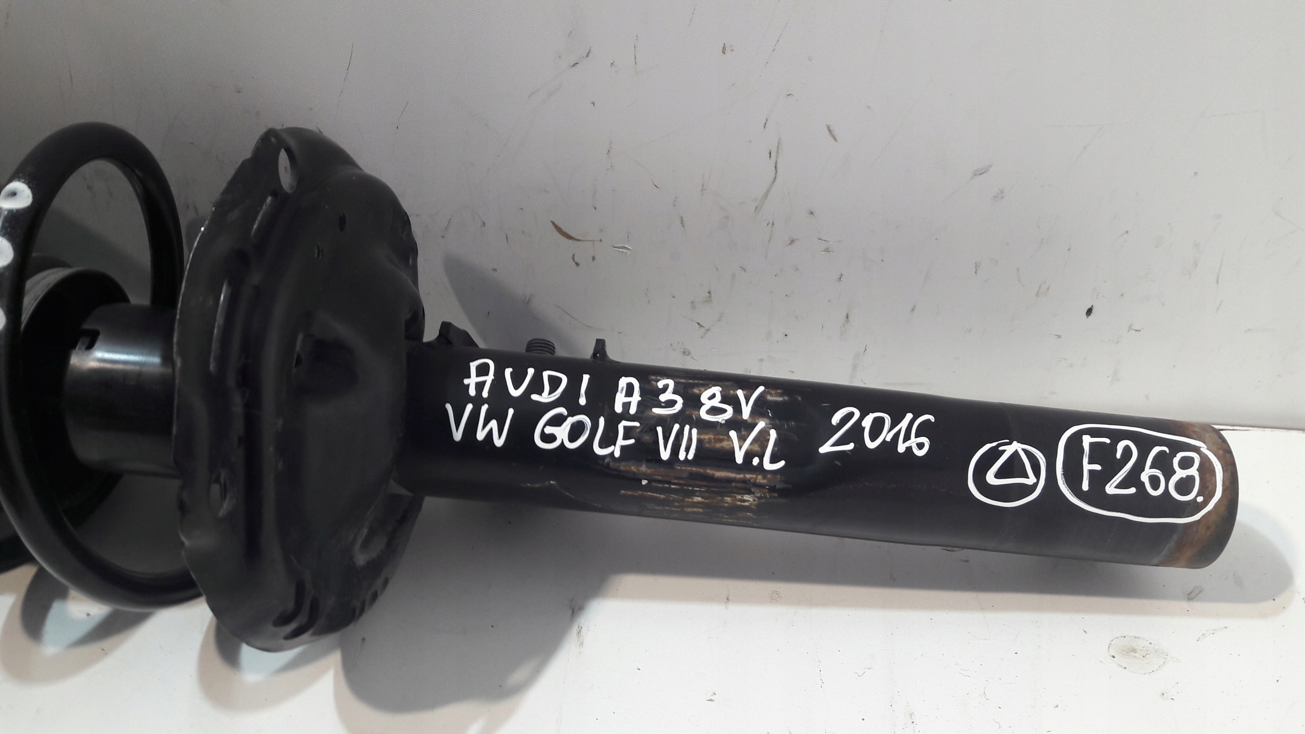 AUDI A3 8V VW GOLF VII 2016 shock absorber left front McPherson