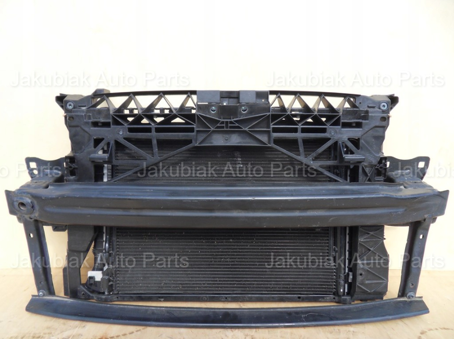 SEAT LEON III 5F0 WZMOCNIENIE CZOŁOWE PAS PRZEDNI