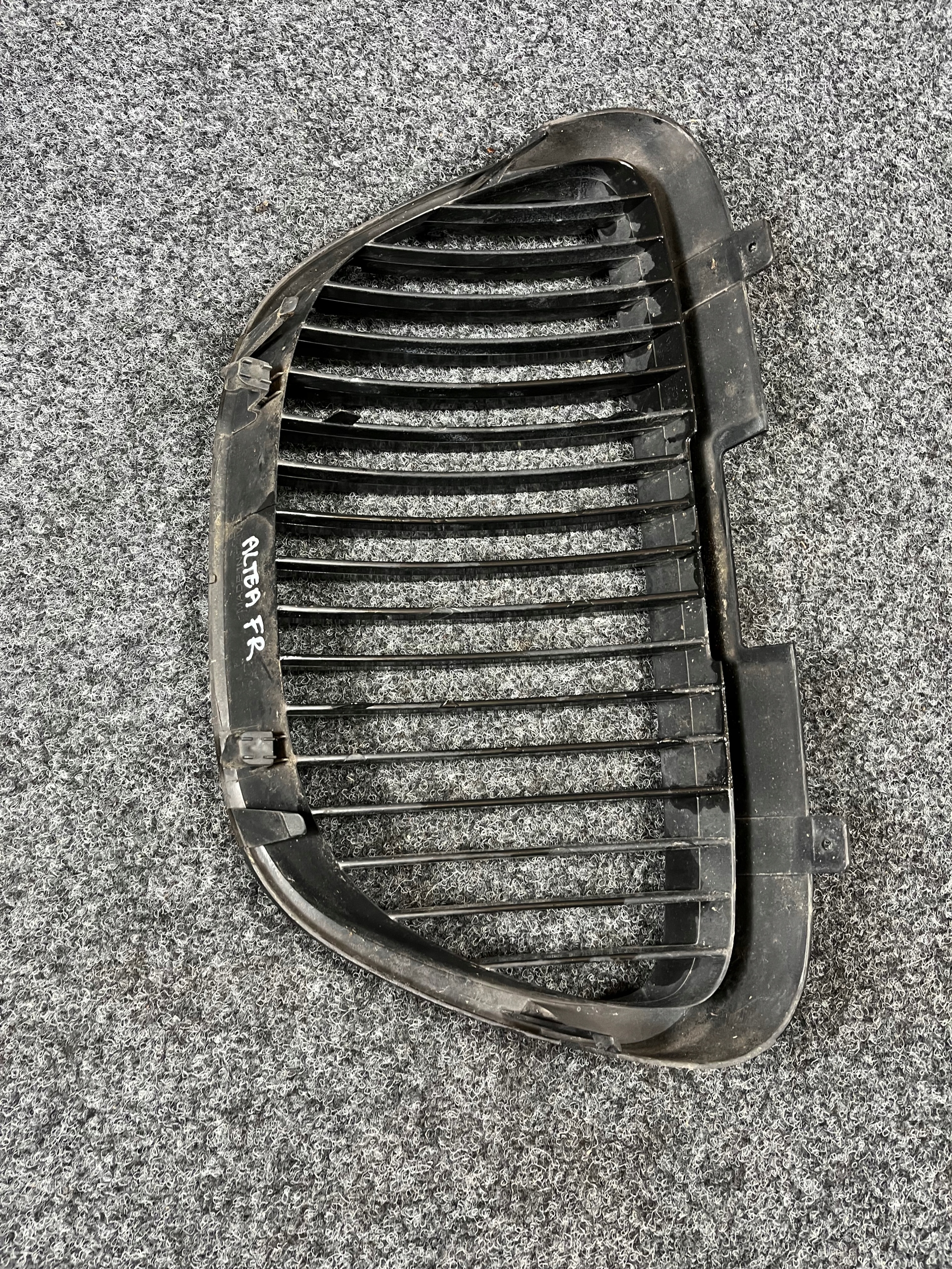 seat ALTEA xl решетка радиатора ЗАМЕНА