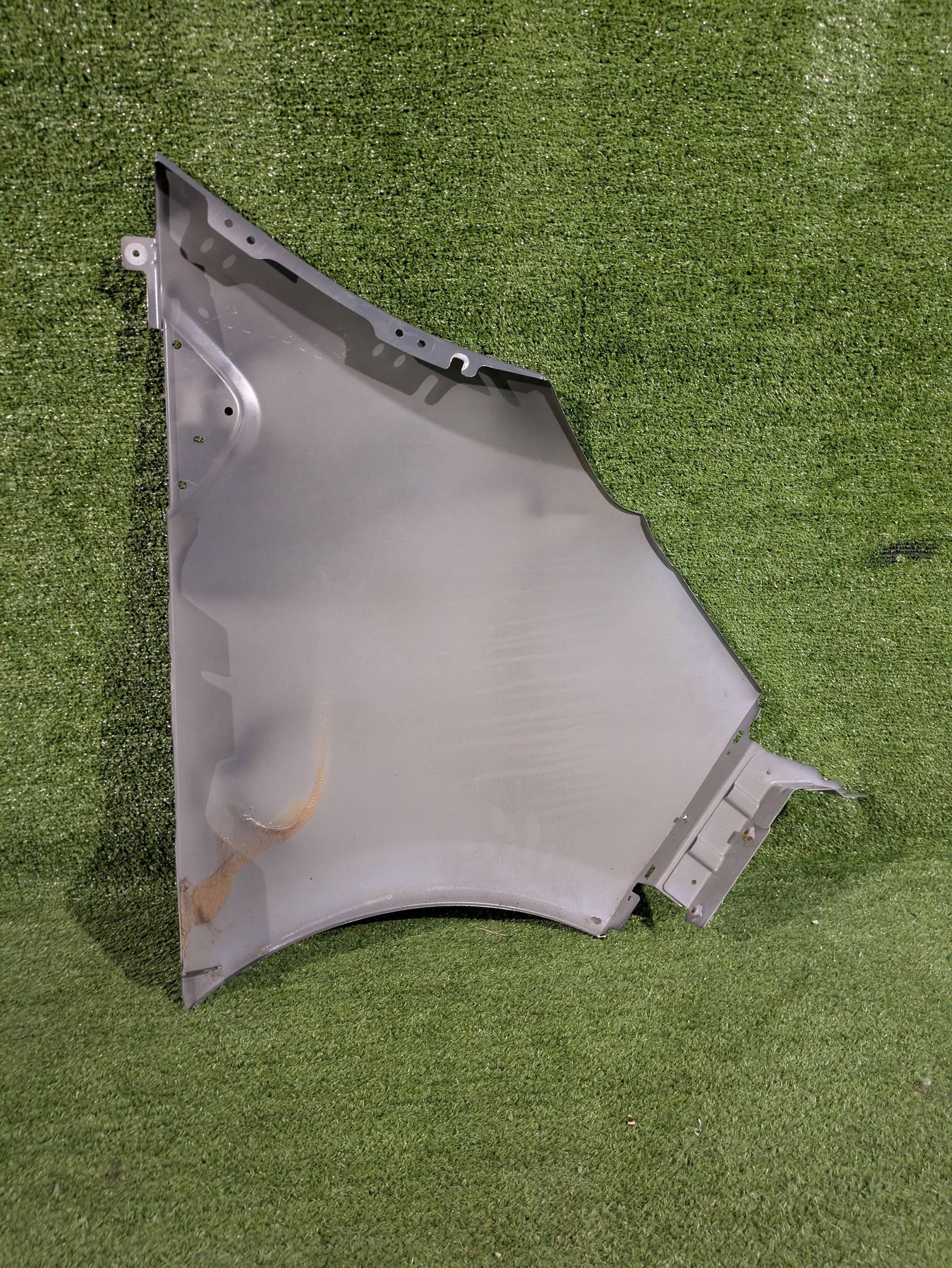 fender front left front RENAULT TRAFIC III 14- OPEL MOVANO B NR.607