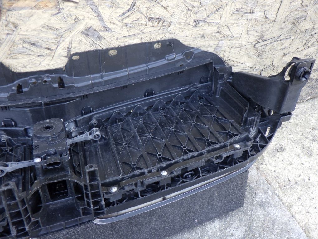 BMW 5 G30 G31 LIFT LCI 20- Grille