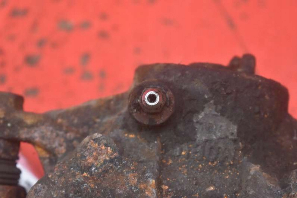 caliper brake right front KIA CEED 3 III 1.6 CRDI 115 KM 18-20