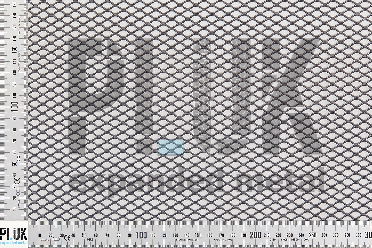 SIATKA TUNINGOWA czarna 10/6mm 100x30cm GRILL