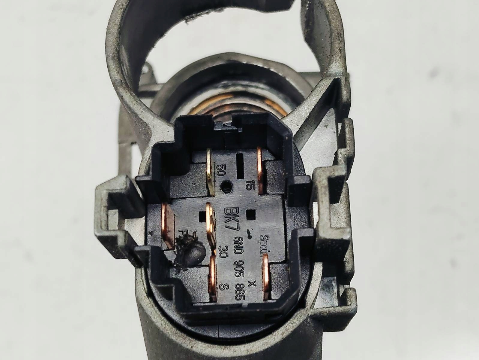 Gyujtás VW 357905851 VW