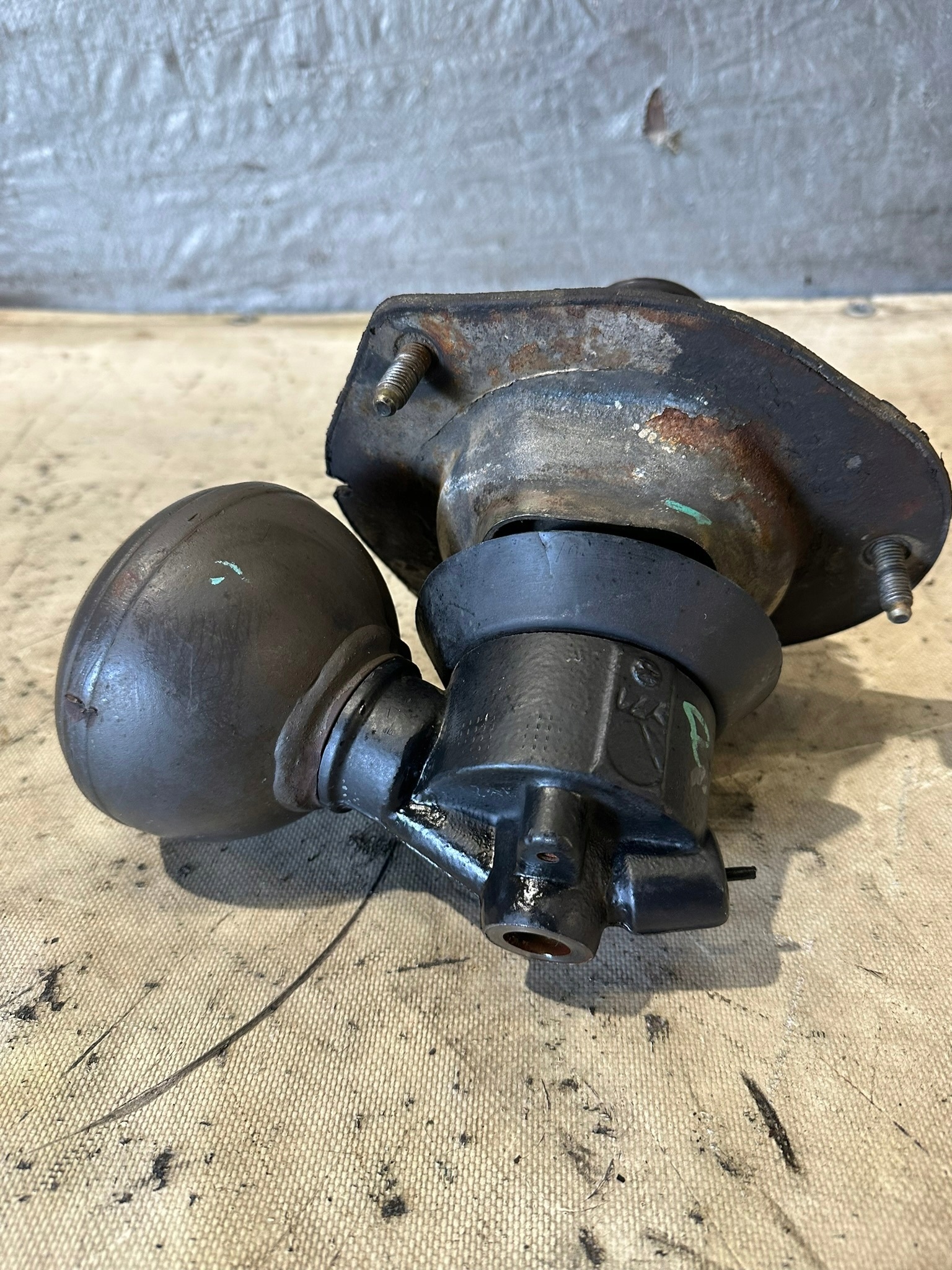 GRUSZKA SFERA springing right front CITROEN C5 II LIFT 2.0HDI