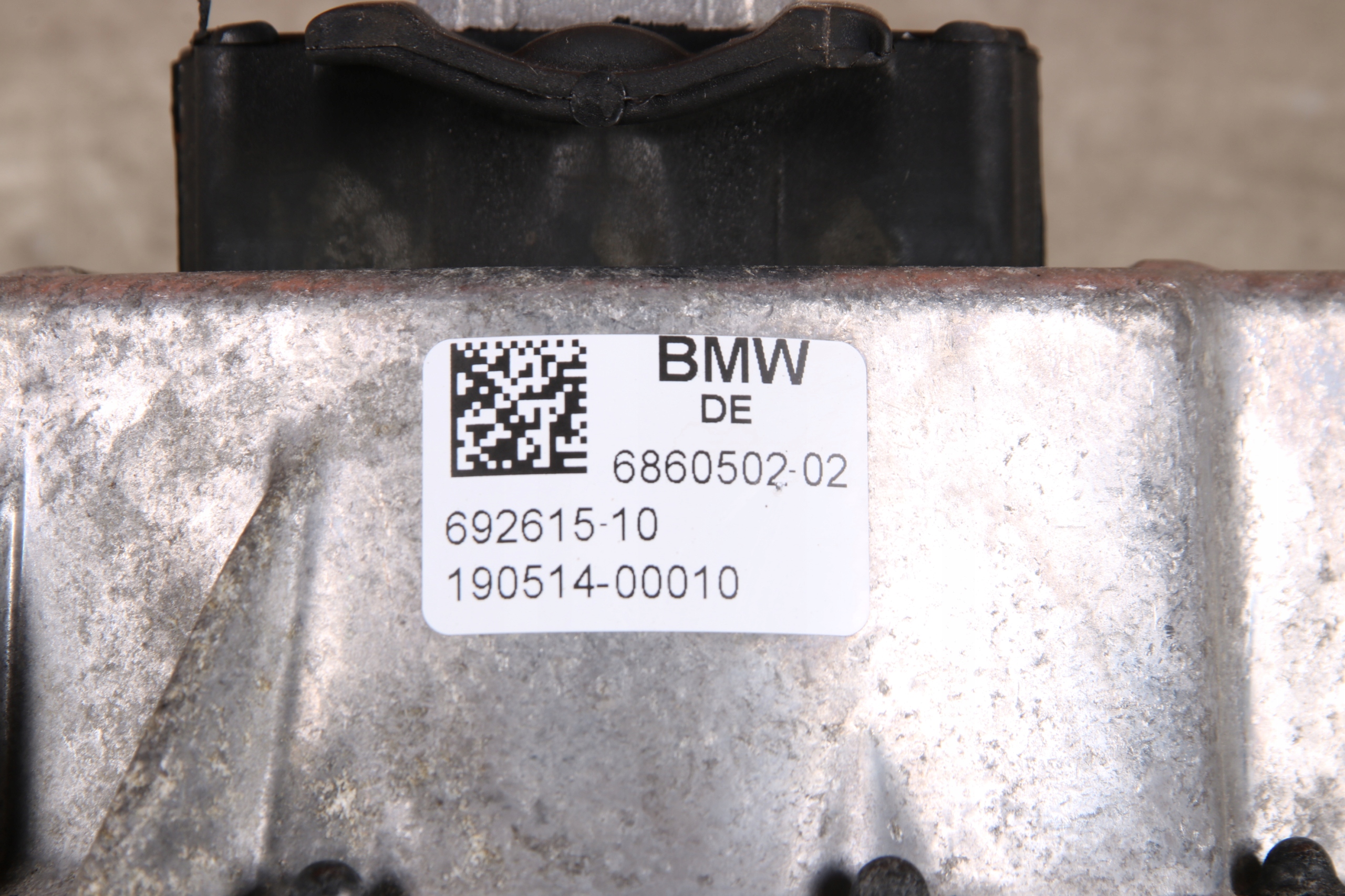 BMW G20 G21 320eX 330eX engine mount right 6860502
