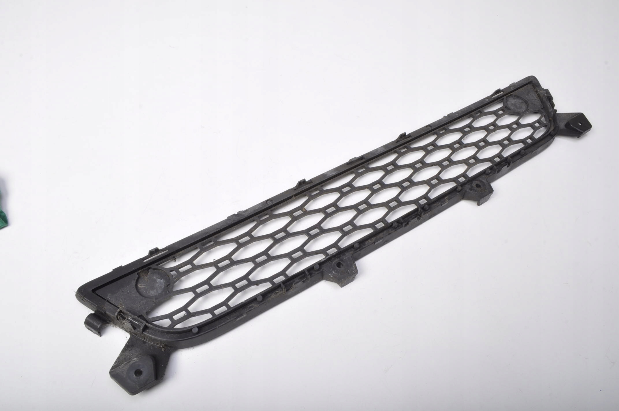 VOLVO XC60 И РЕШЕТКА РАДИАТОРА 30763423