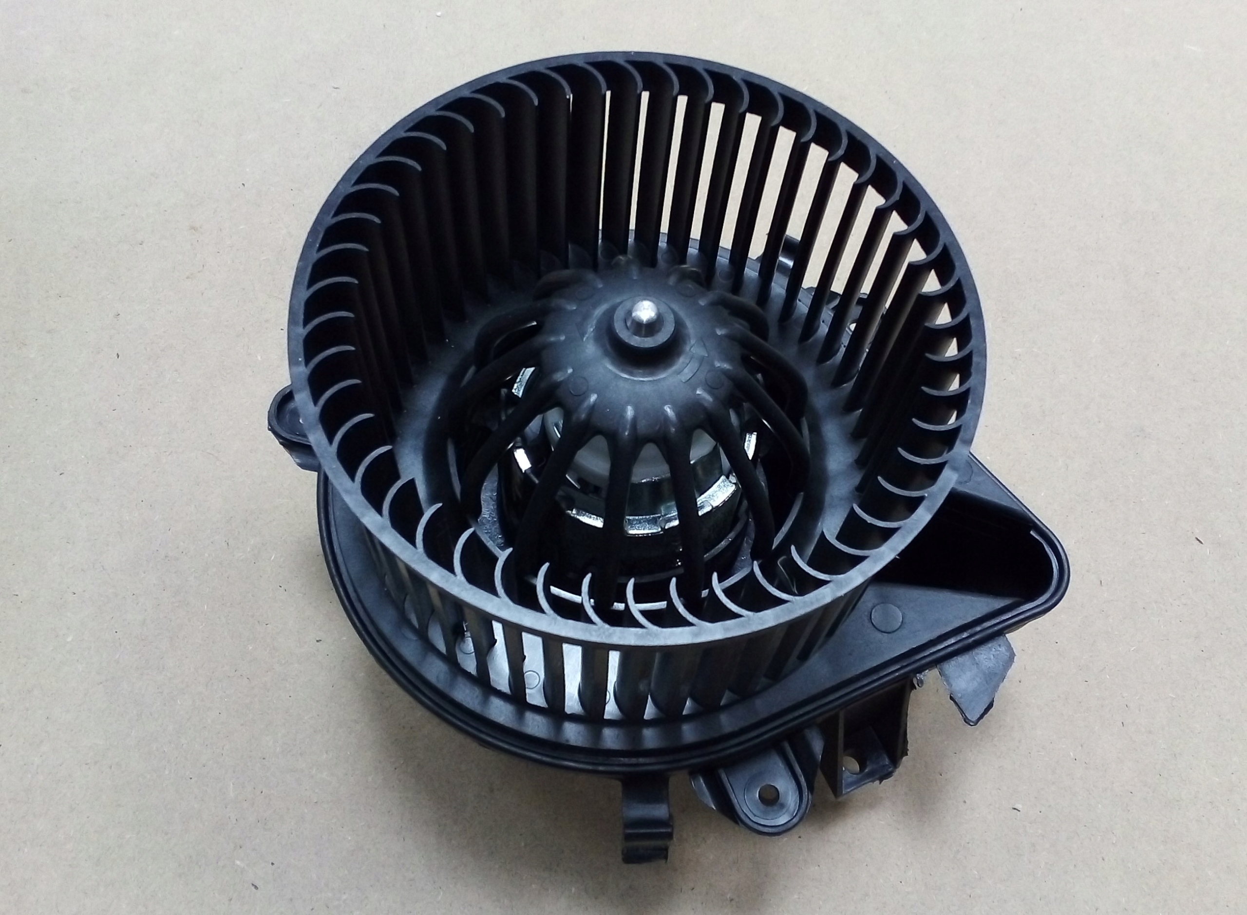 ORYGINAŁ FIAT WENTYLATOR DMUCHAWA PUNTO DOBLO Producent części Fiat OE