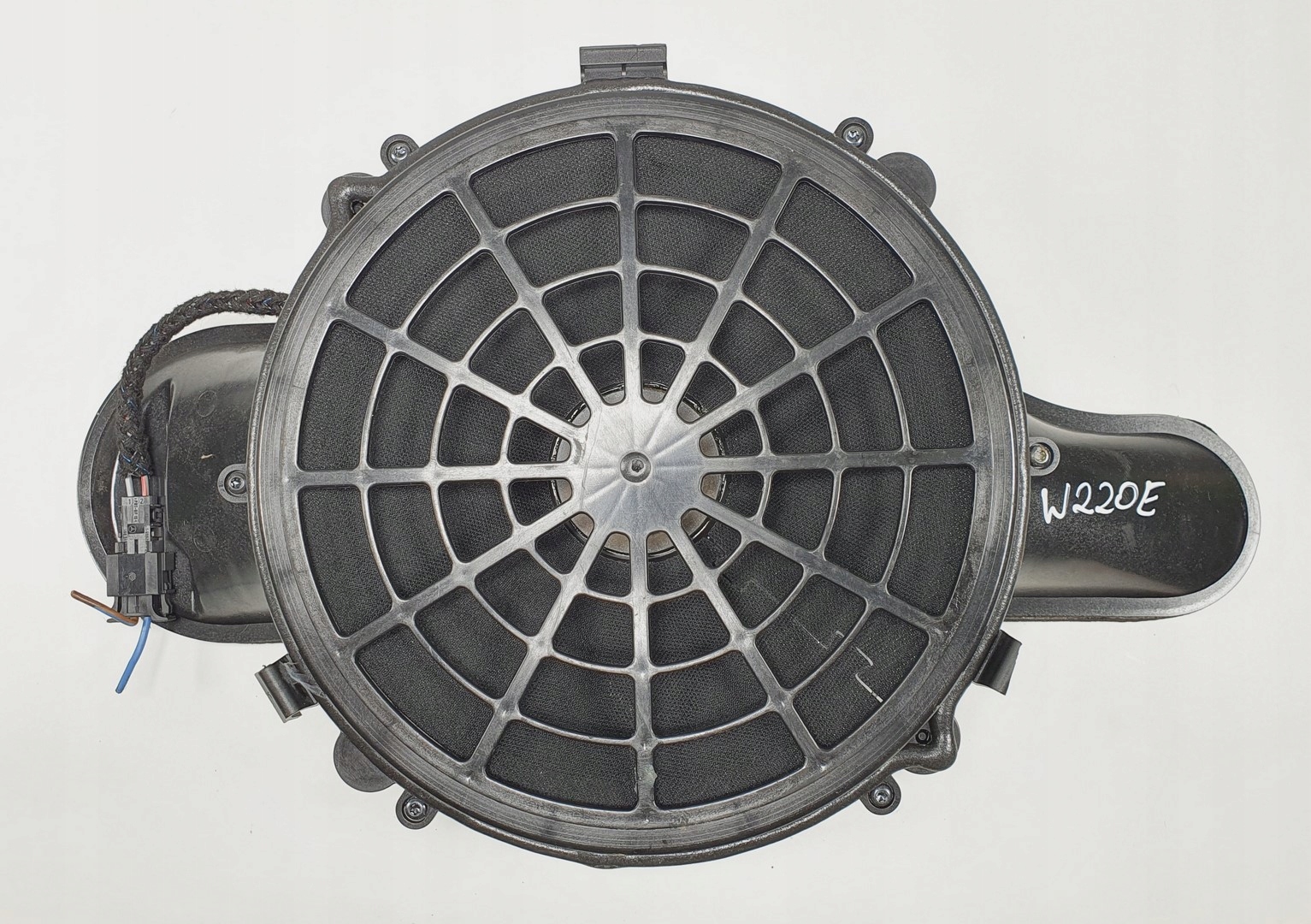 Сабвуфер BOSE MERCEDES W220 2208200602