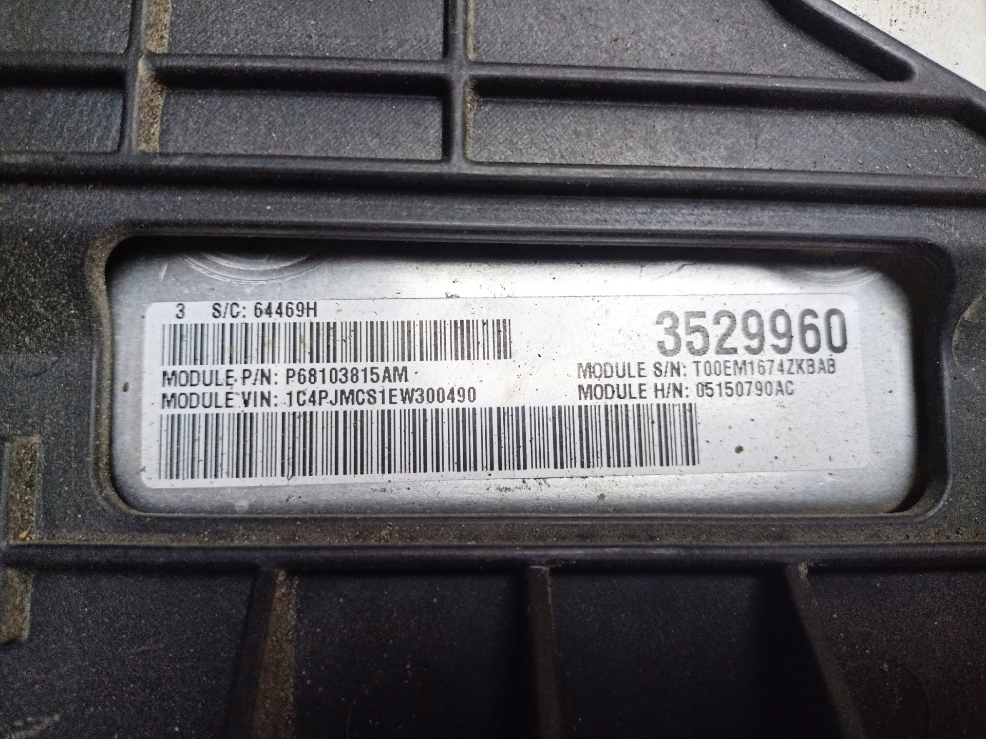 control unit of the engine Jeep Cherokee 5 2014 P68103815AM